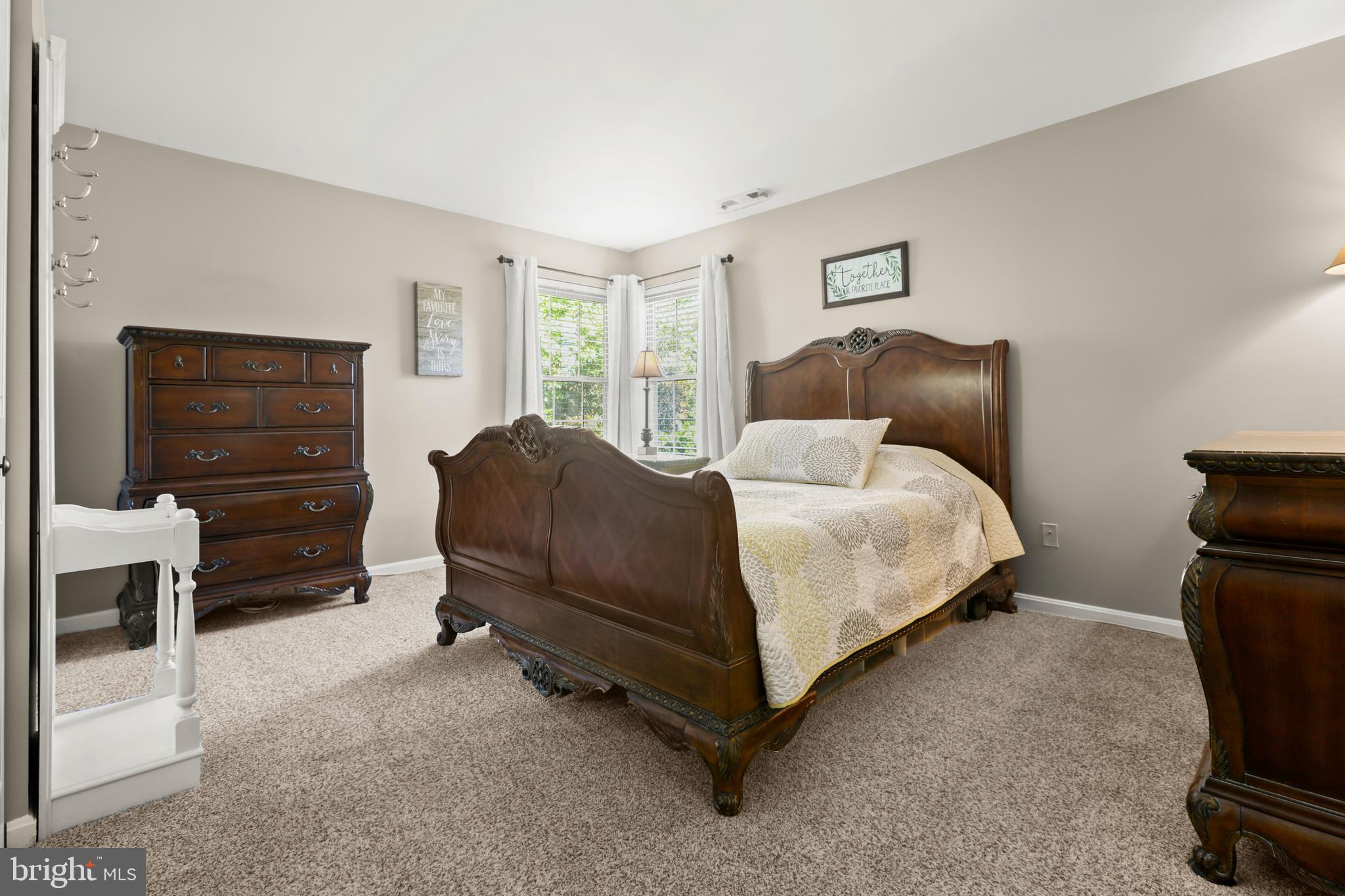 THE POINTE - Residential