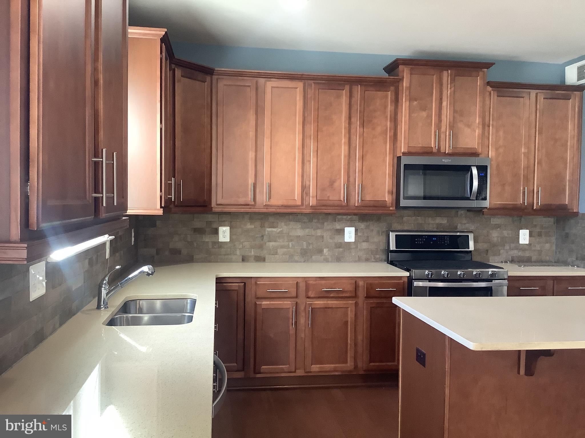 MARSHALL GROVE ESTATES - Residential