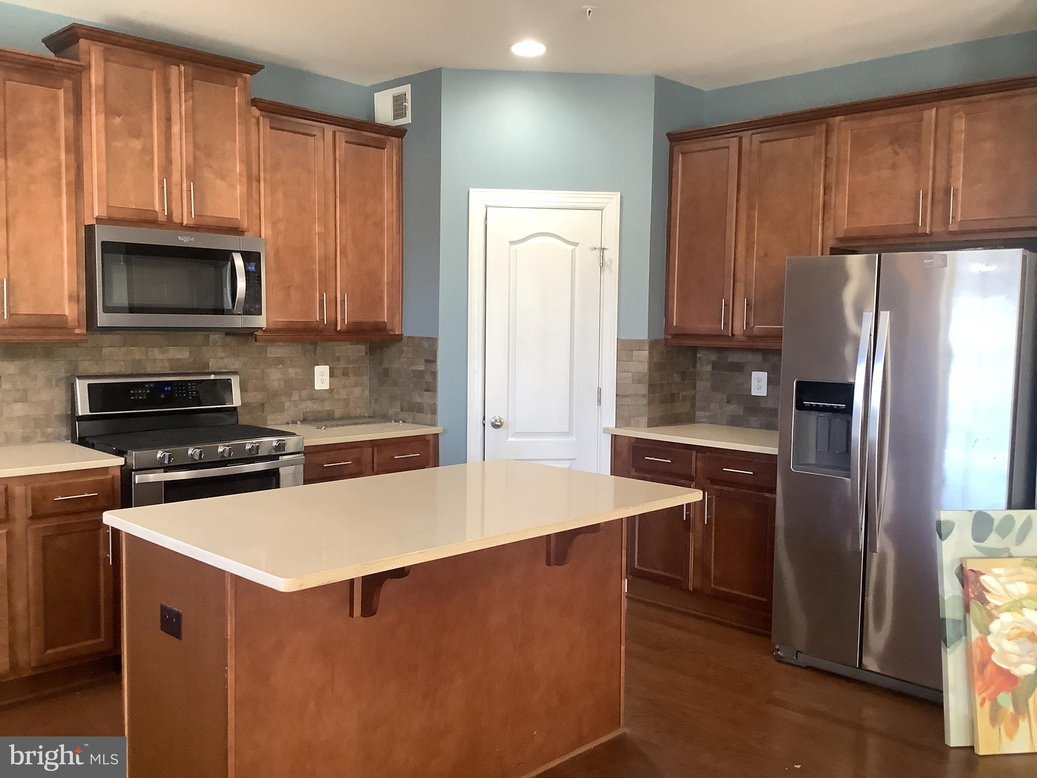 MARSHALL GROVE ESTATES - Residential