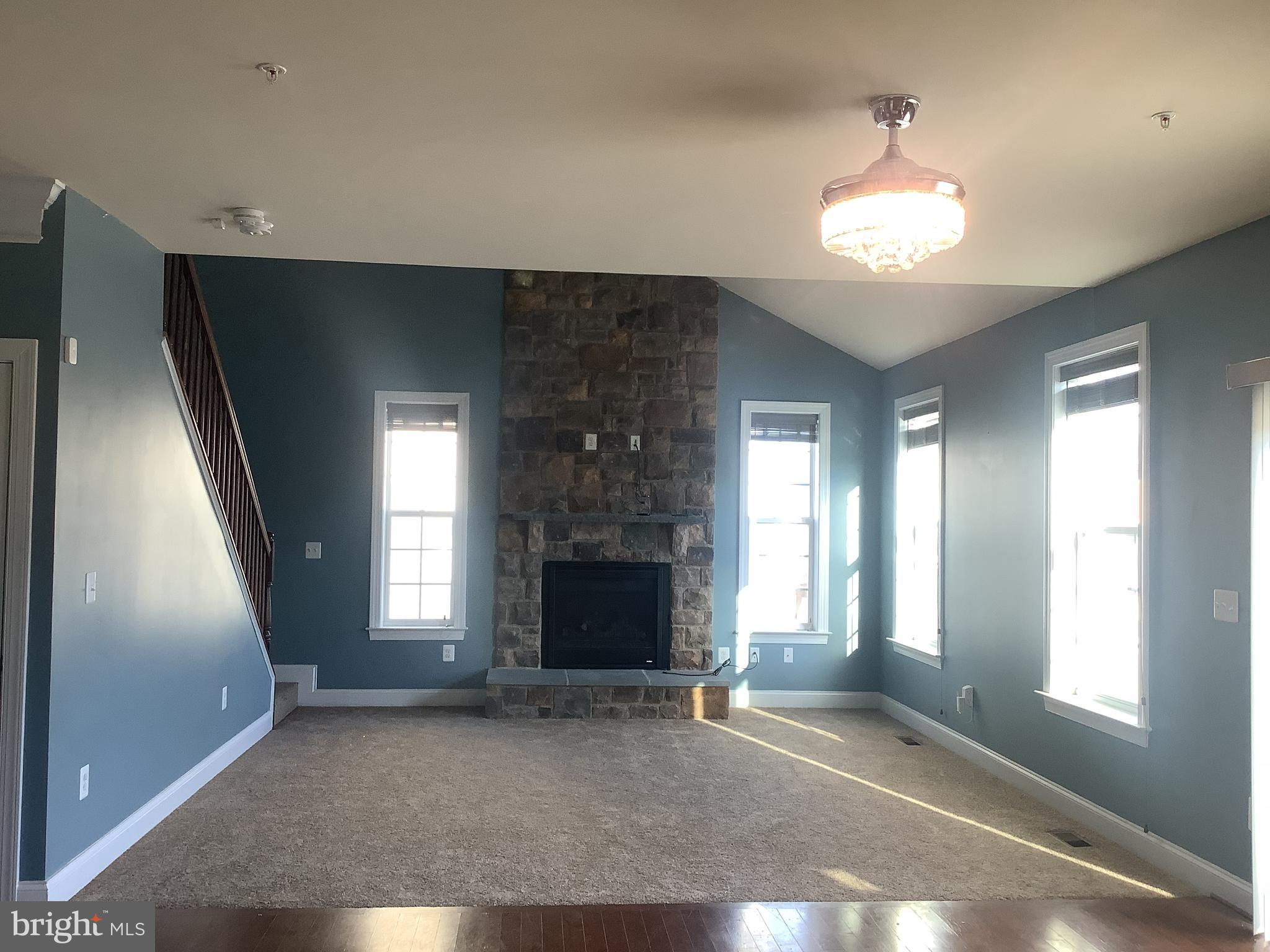 MARSHALL GROVE ESTATES - Residential