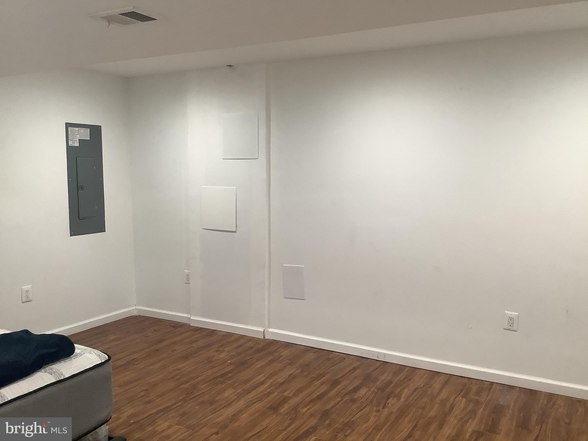 MARSHALL GROVE ESTATES - Residential