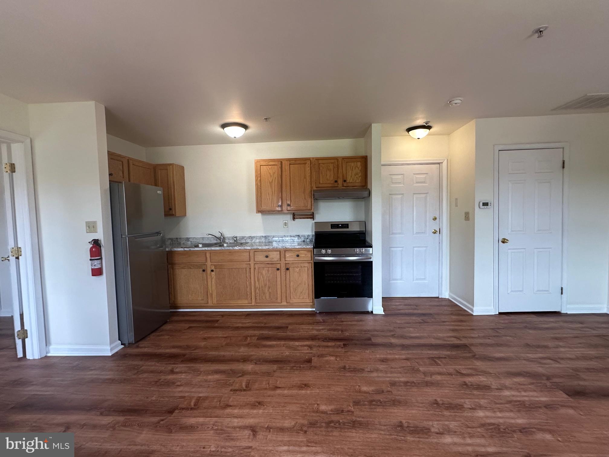 358 MAIN STREET 4