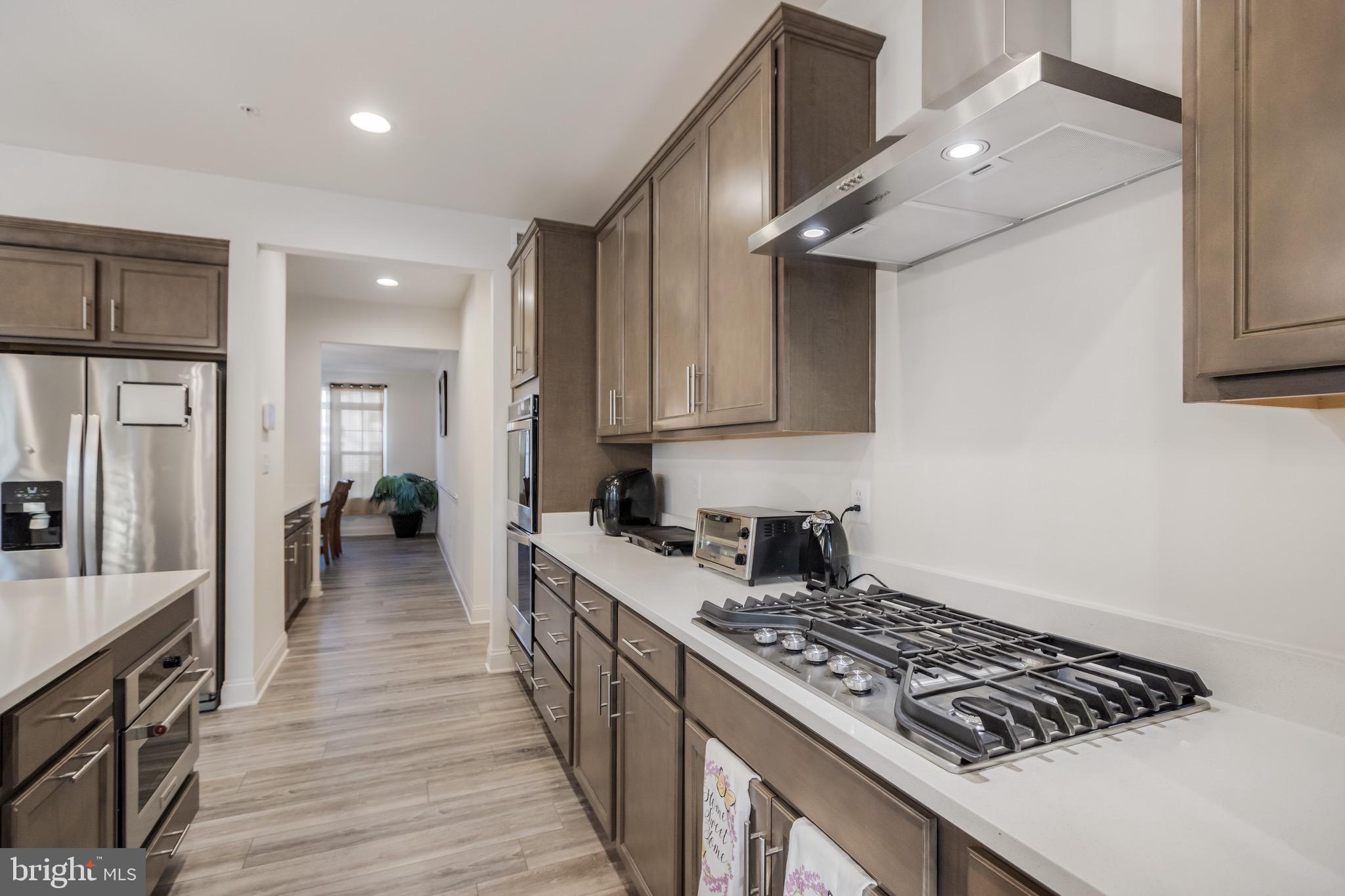 CEDAR CHASE - Residential