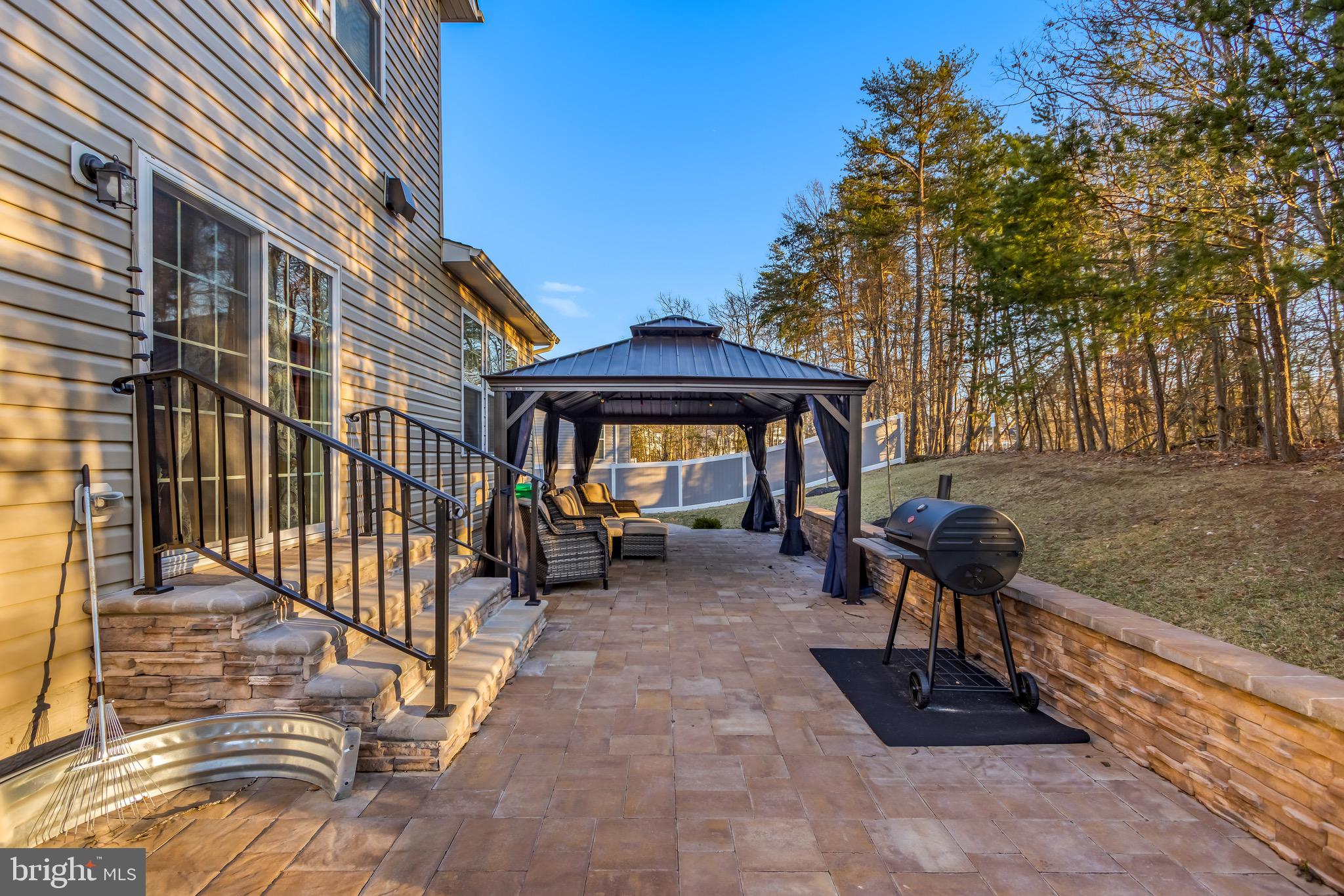 CEDAR CHASE - Residential