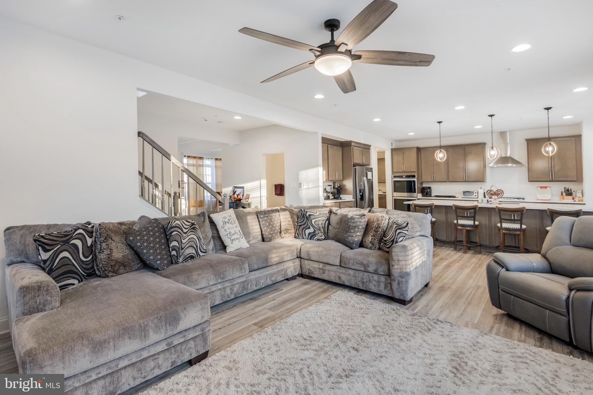 CEDAR CHASE - Residential