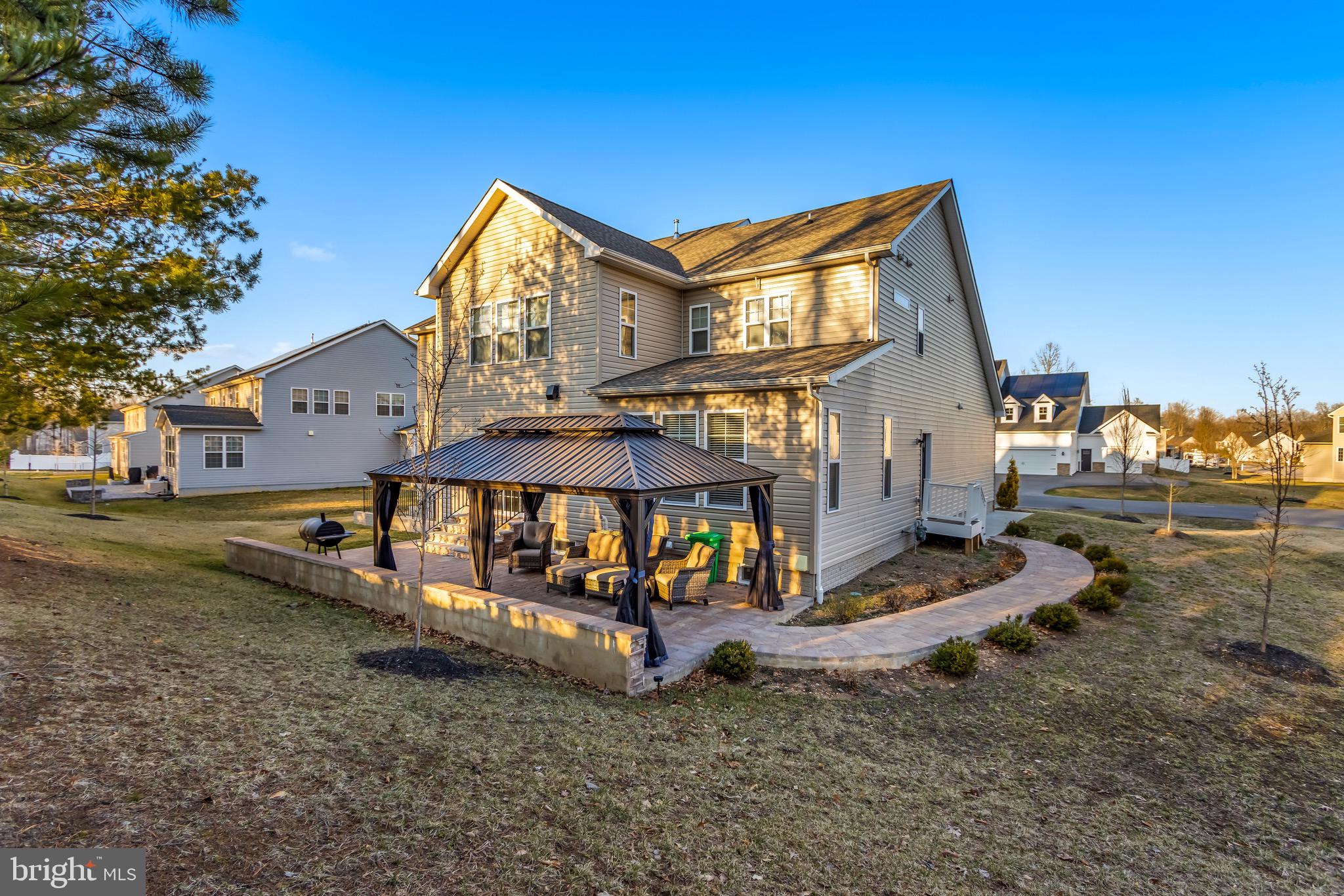 CEDAR CHASE - Residential