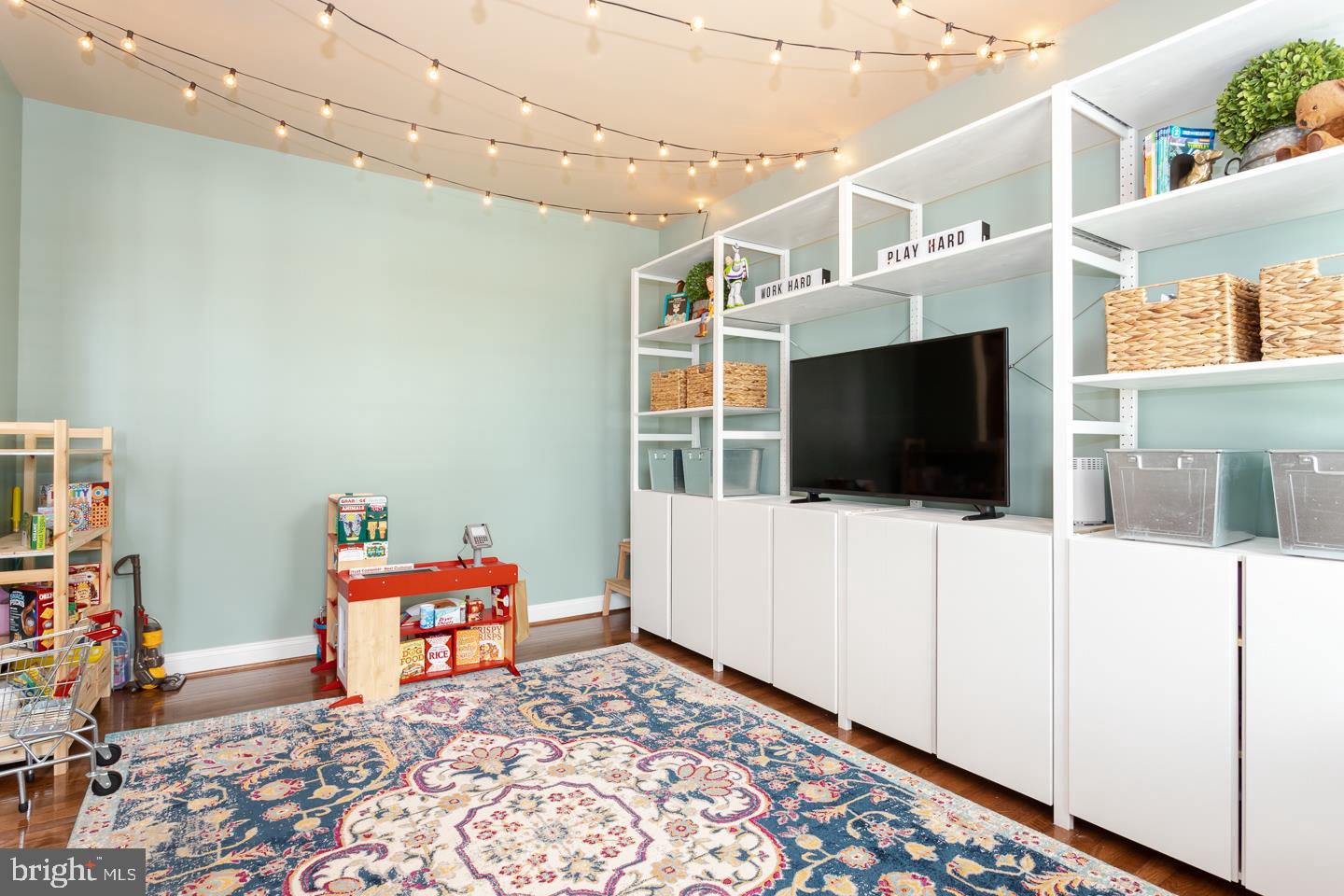 CROSSING AT BAILEY S - Residential