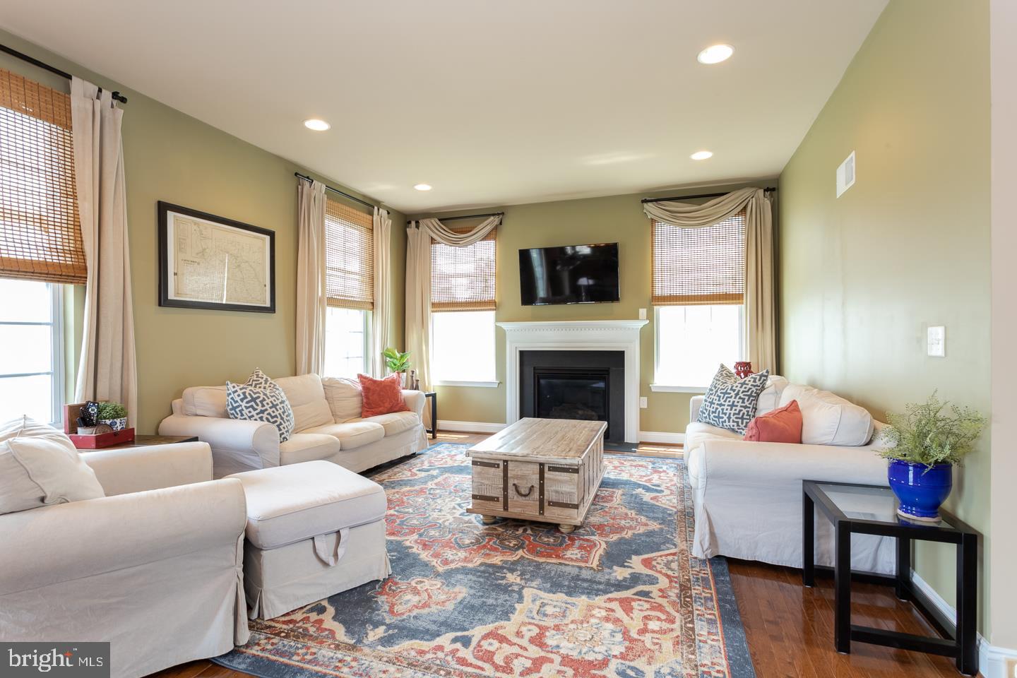 CROSSING AT BAILEY S - Residential