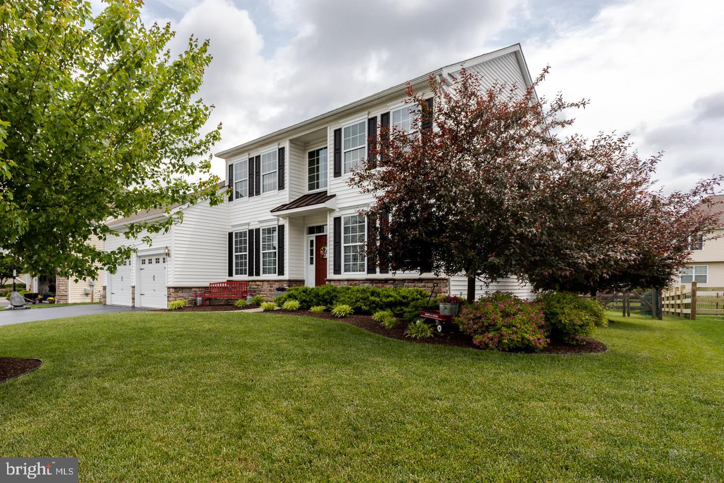 CROSSING AT BAILEY S - Residential