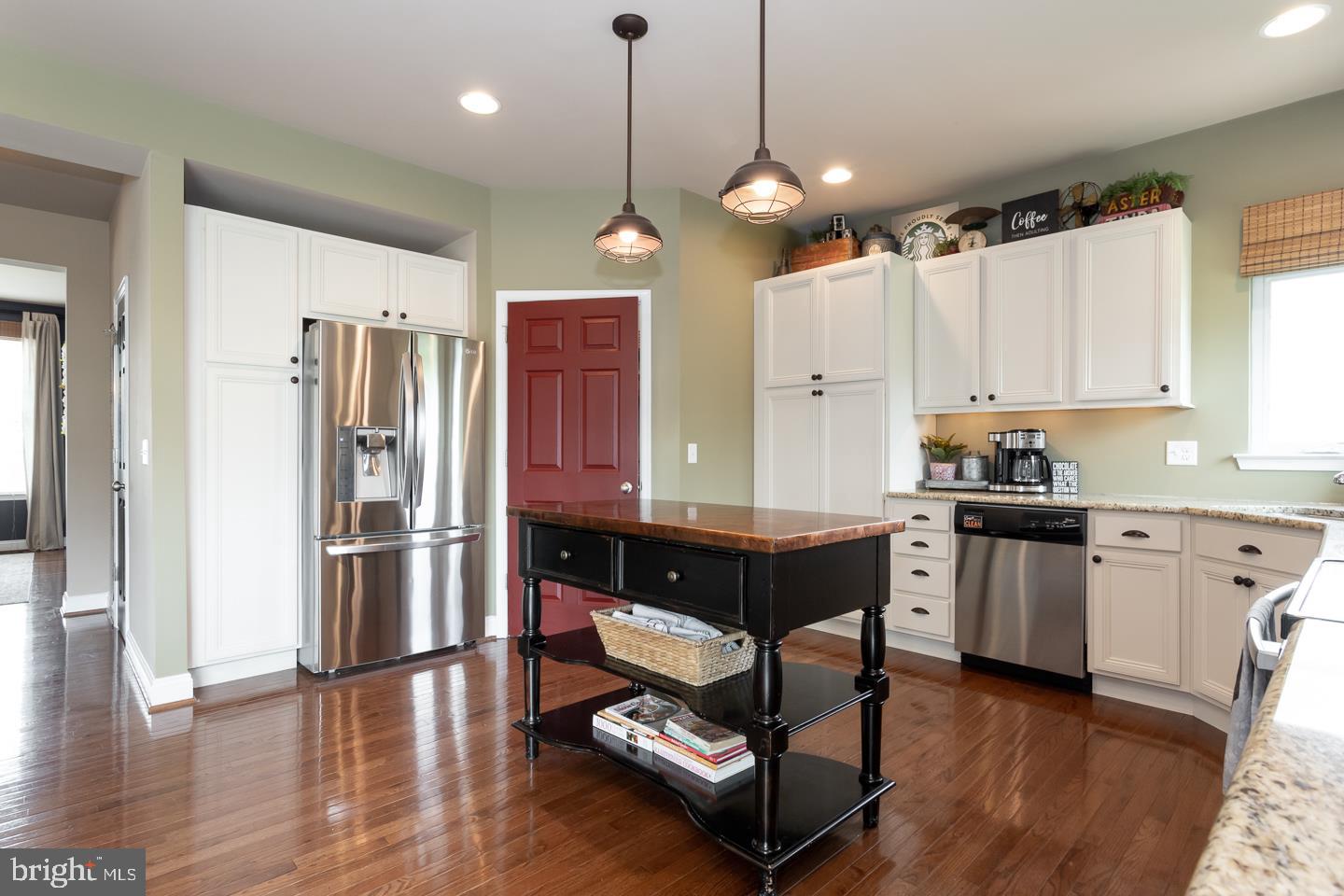 CROSSING AT BAILEY S - Residential