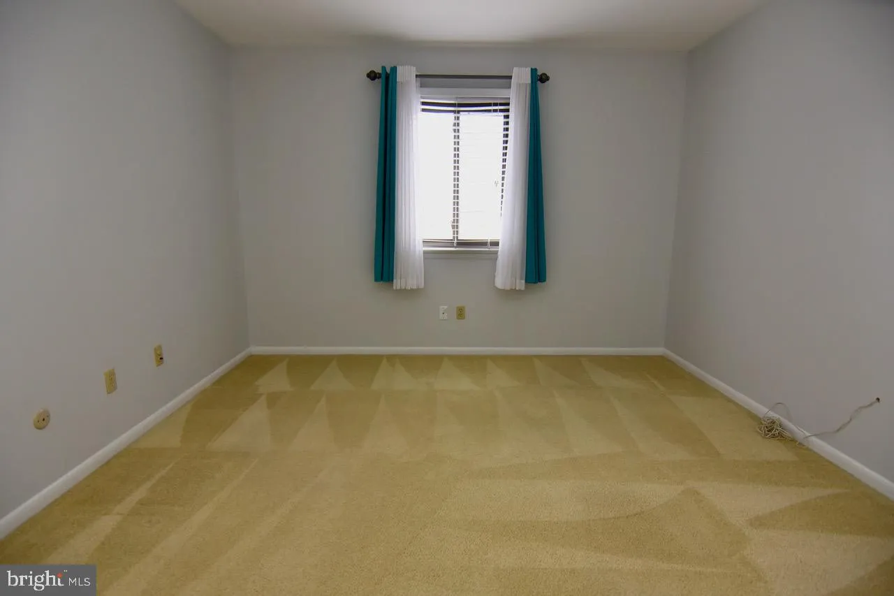 Reading, Pennsylvania 19610, United States, 2 Bedrooms Bedrooms, ,2 BathroomsBathrooms,Residential,Pending,99764