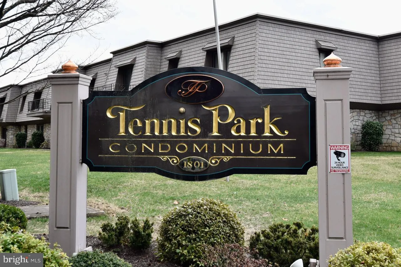 Reading, Pennsylvania 19610, United States, 2 Bedrooms Bedrooms, ,2 BathroomsBathrooms,Residential,Pending,99764