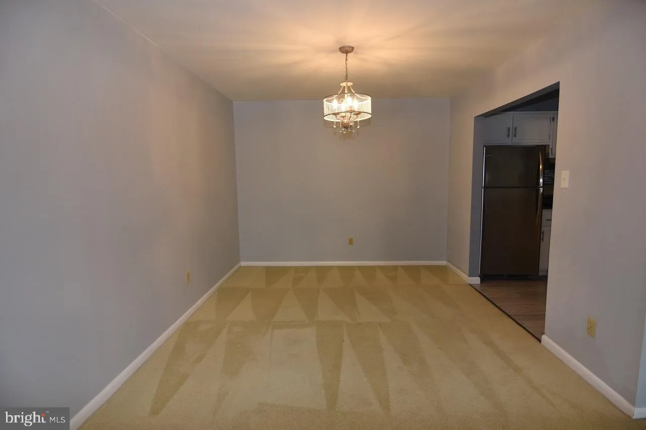 Reading, Pennsylvania 19610, United States, 2 Bedrooms Bedrooms, ,2 BathroomsBathrooms,Residential,Pending,99764