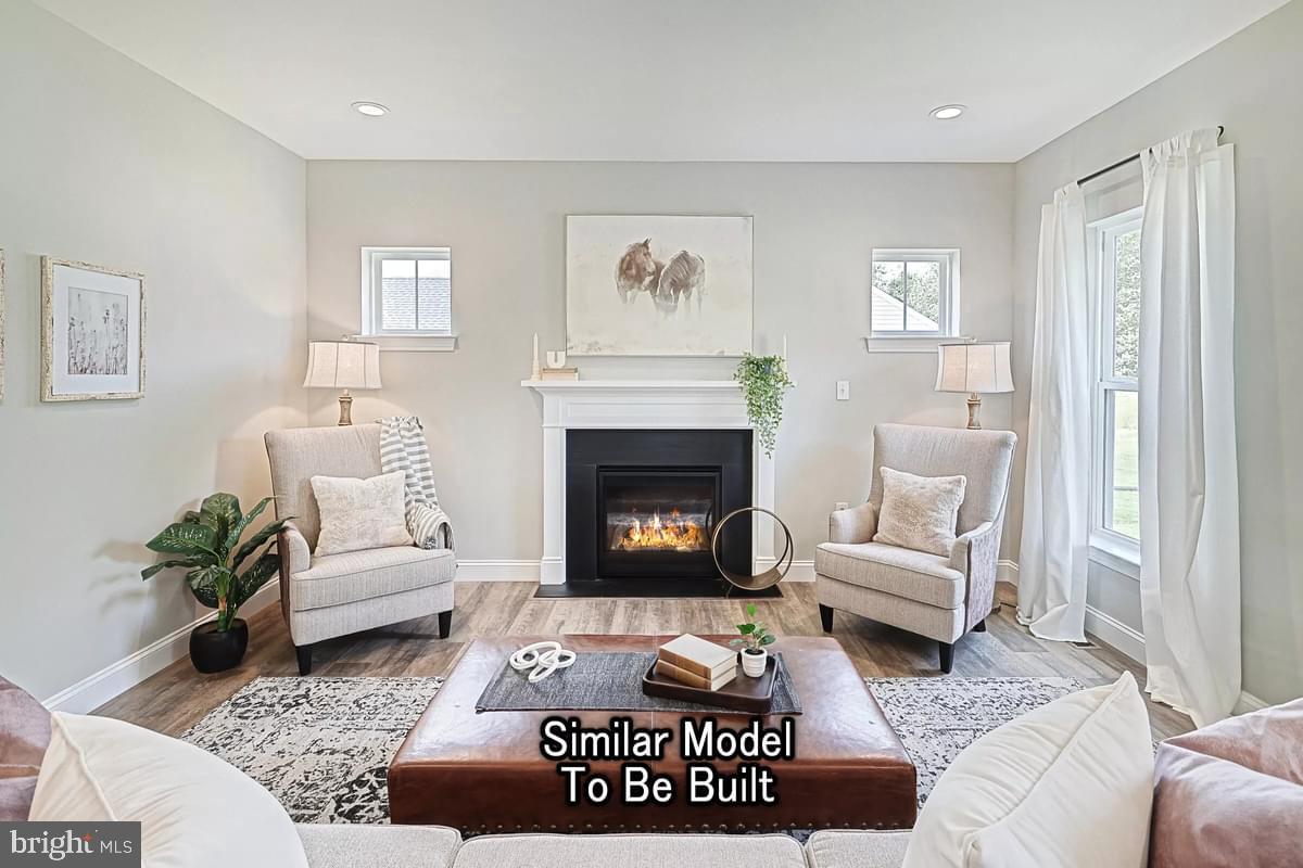 MEADOWBROOK - Residential