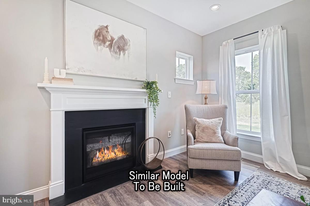 MEADOWBROOK - Residential
