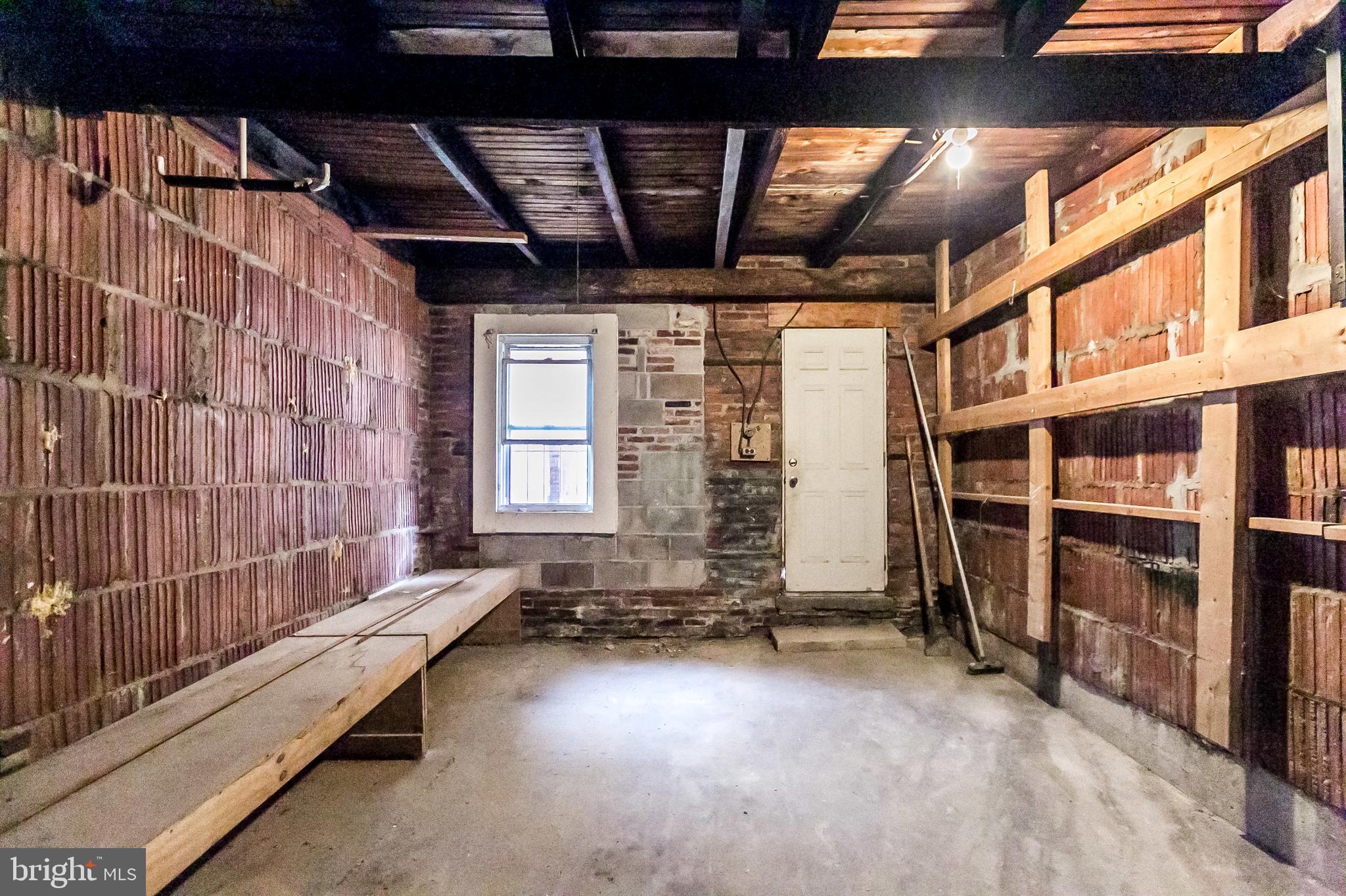 HIGHLANDTOWN - Residential