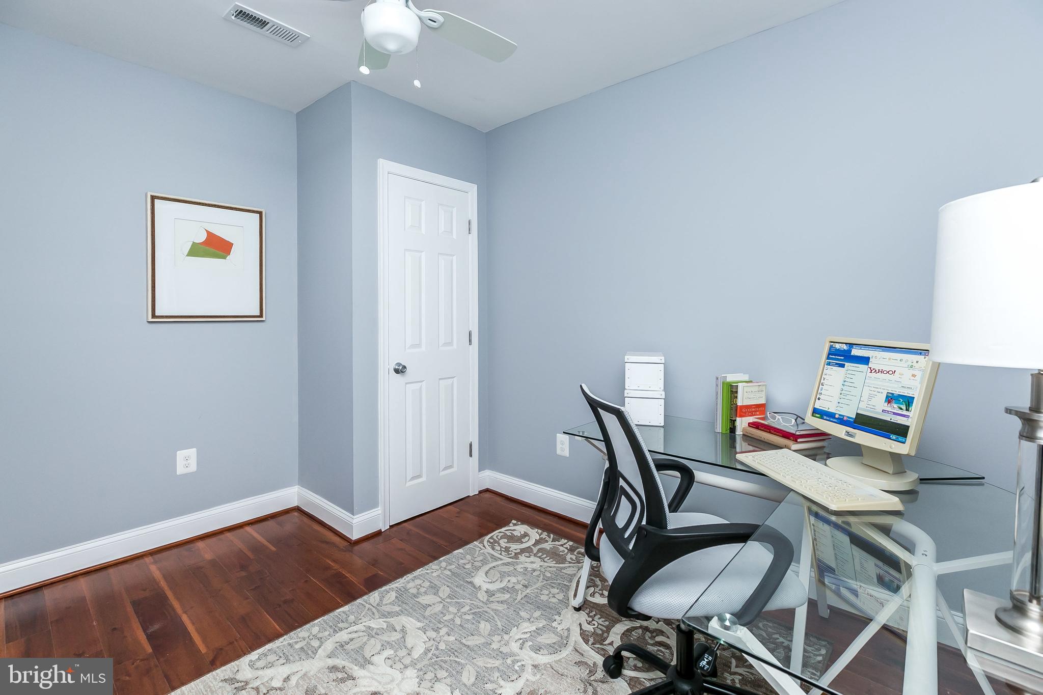 HIGHLANDTOWN - Residential