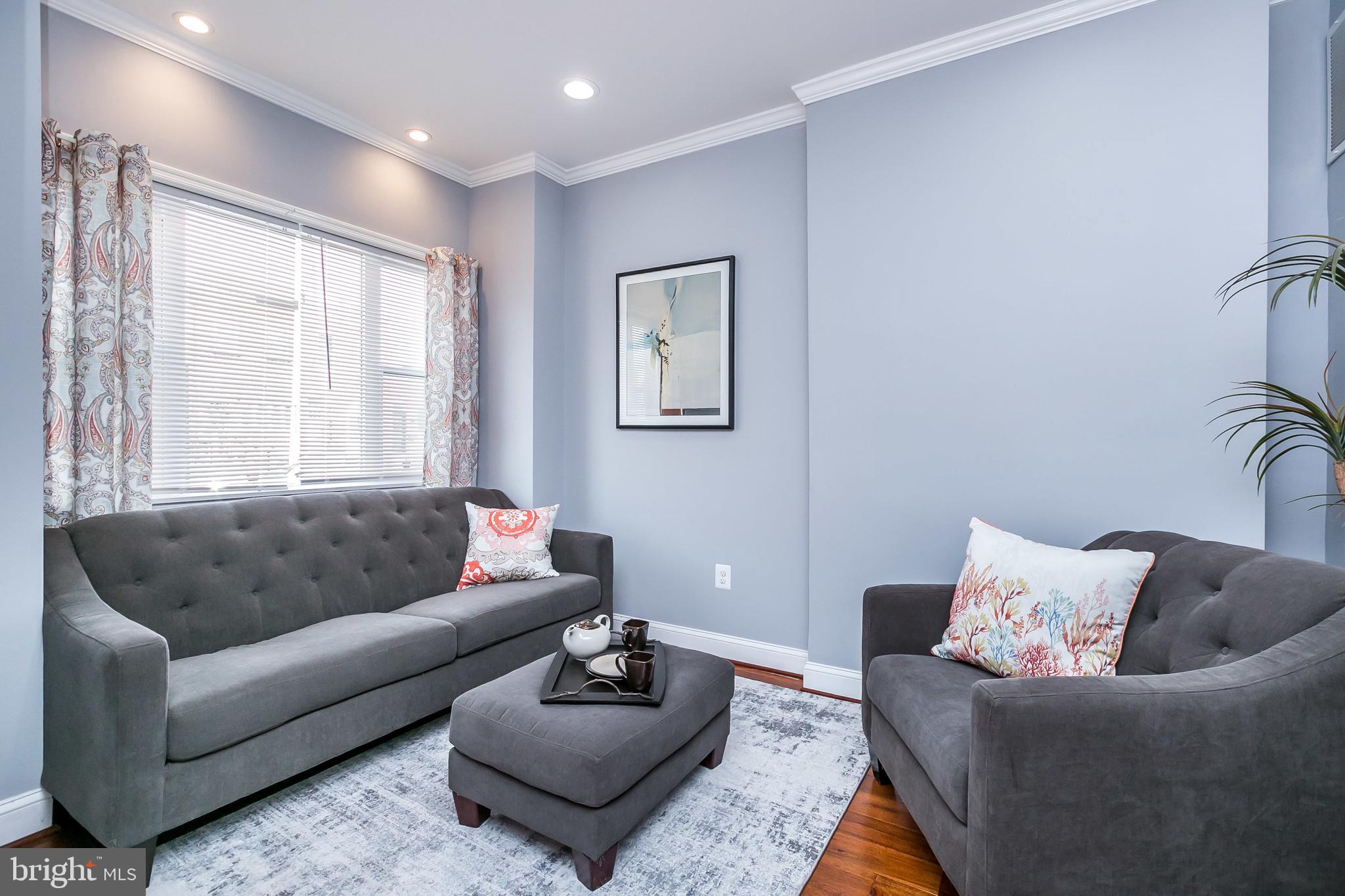 HIGHLANDTOWN - Residential