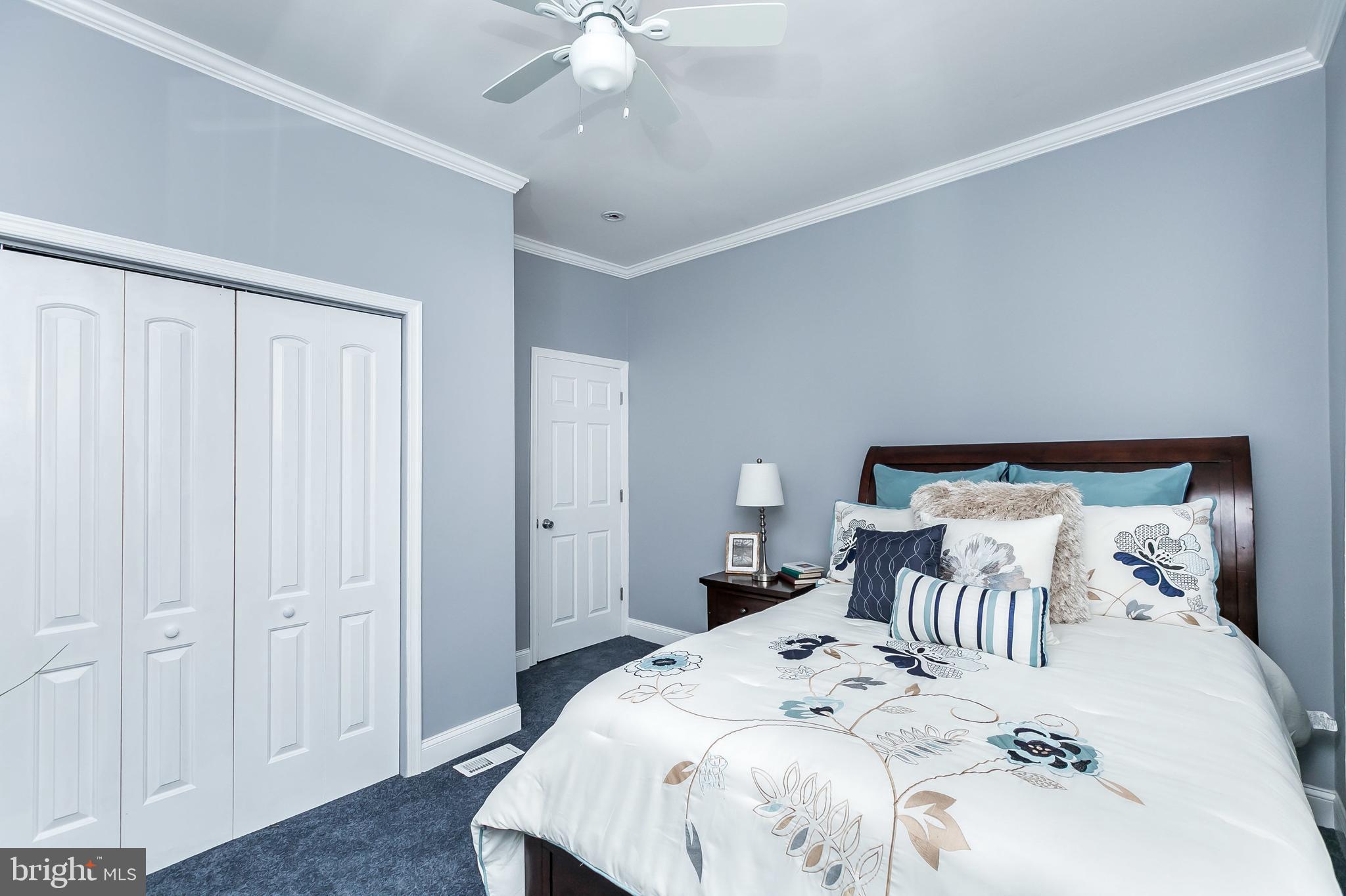 HIGHLANDTOWN - Residential