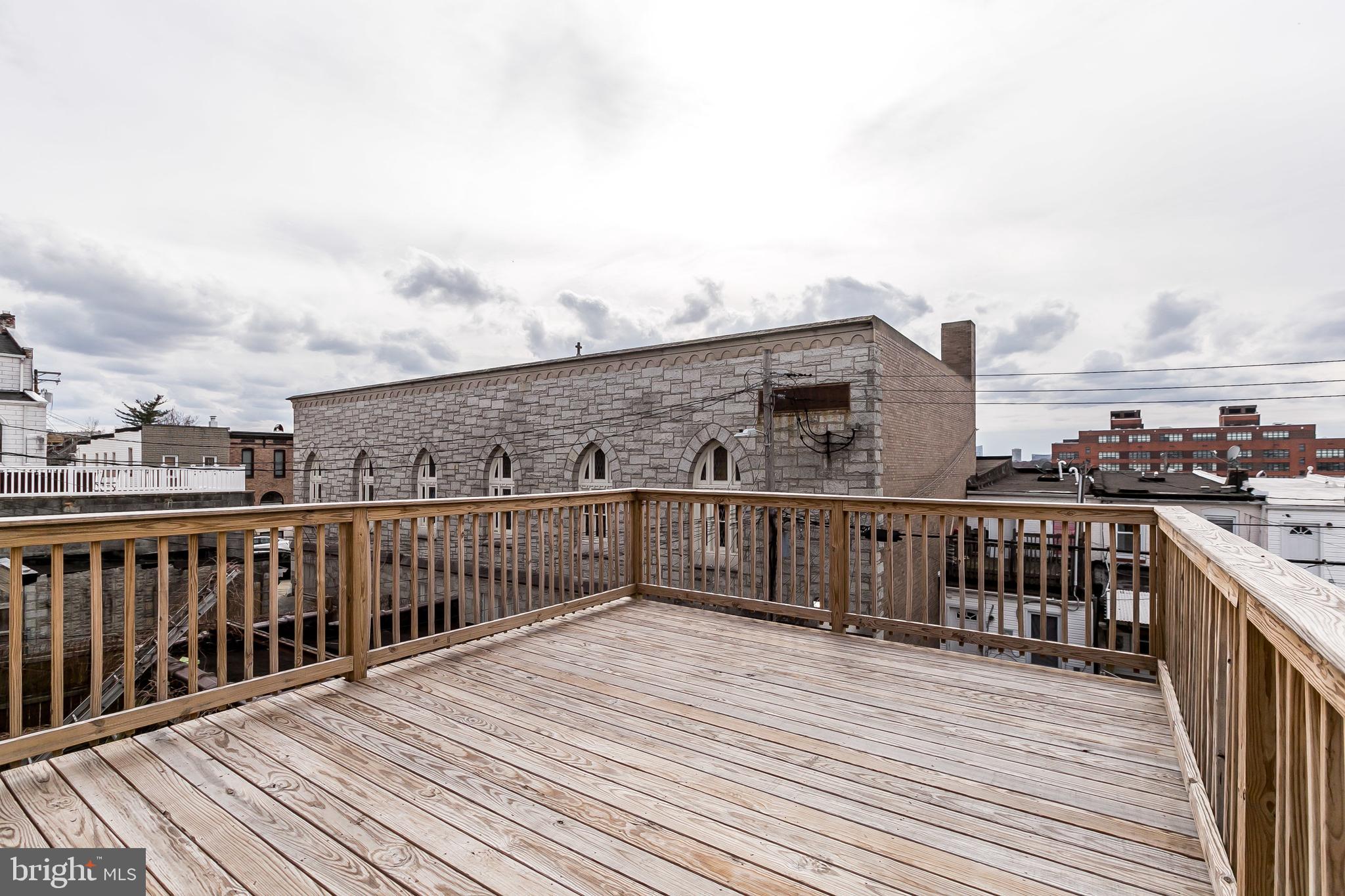 HIGHLANDTOWN - Residential