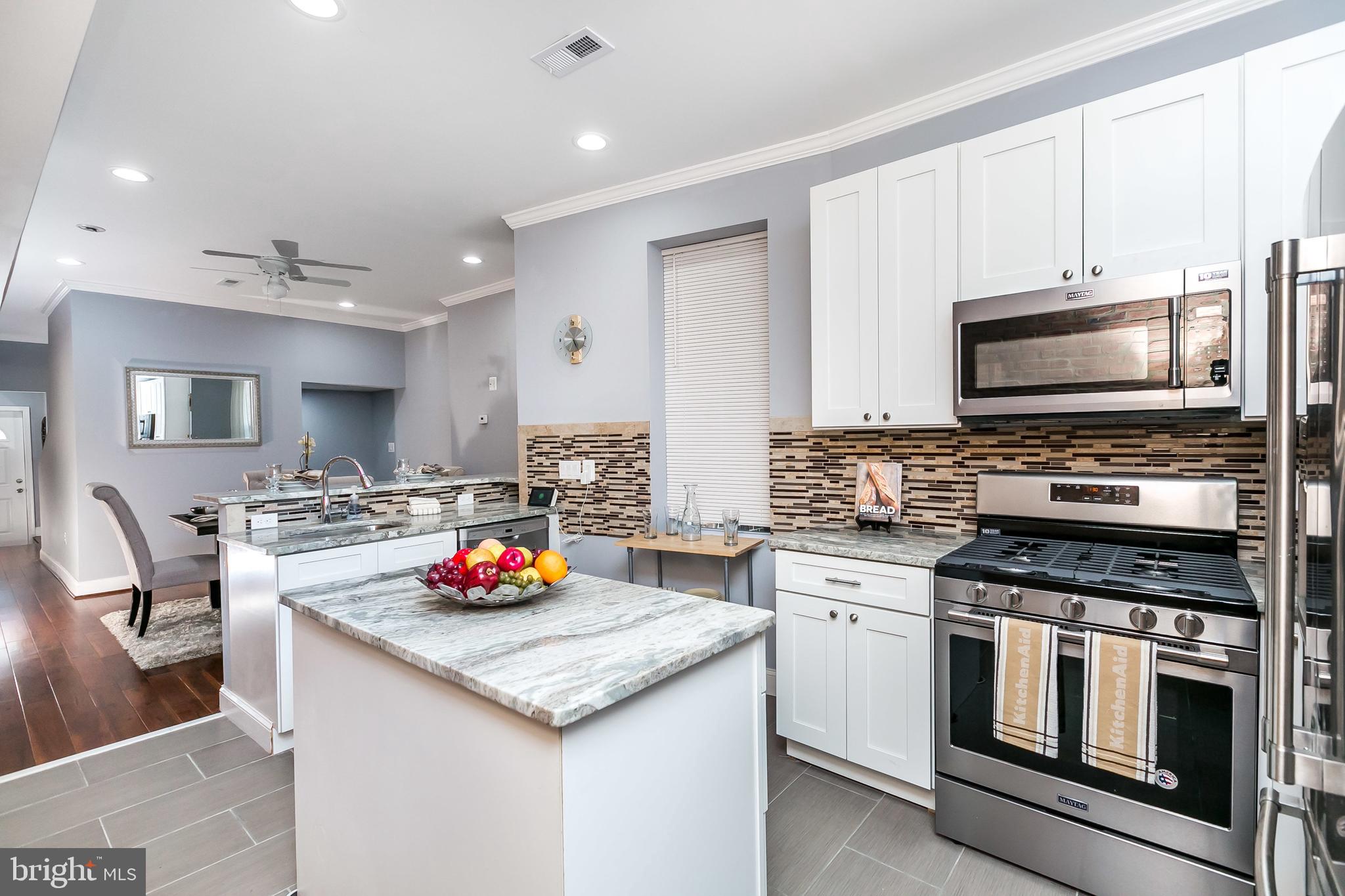 HIGHLANDTOWN - Residential