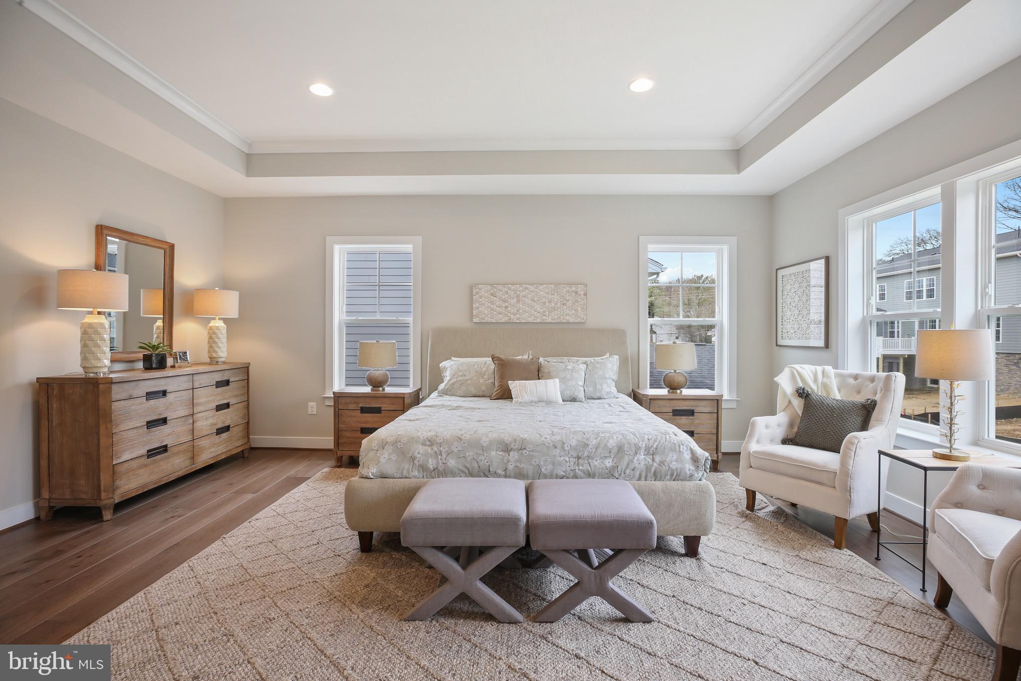 STONEWALL MANOR - Residential