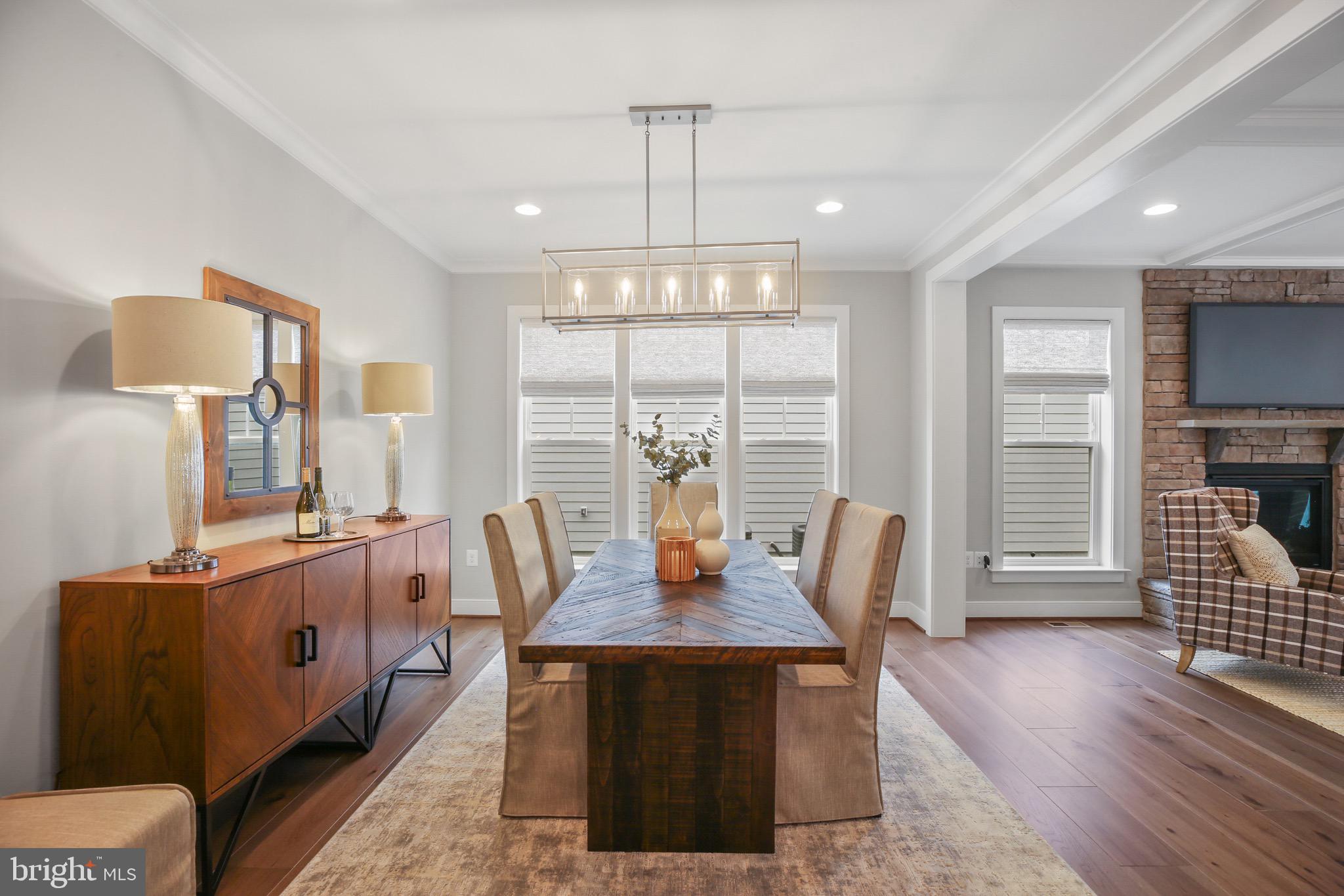 STONEWALL MANOR - Residential