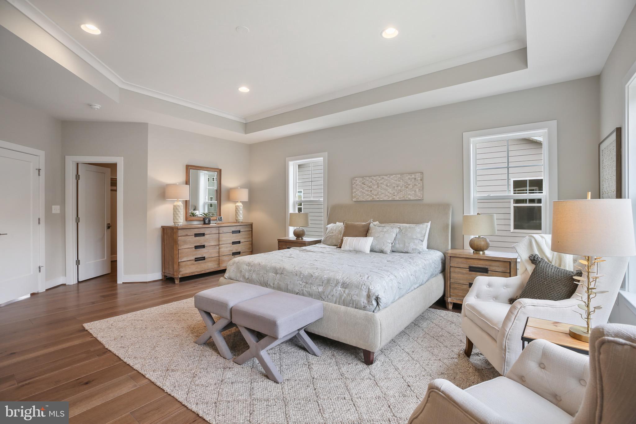 STONEWALL MANOR - Residential