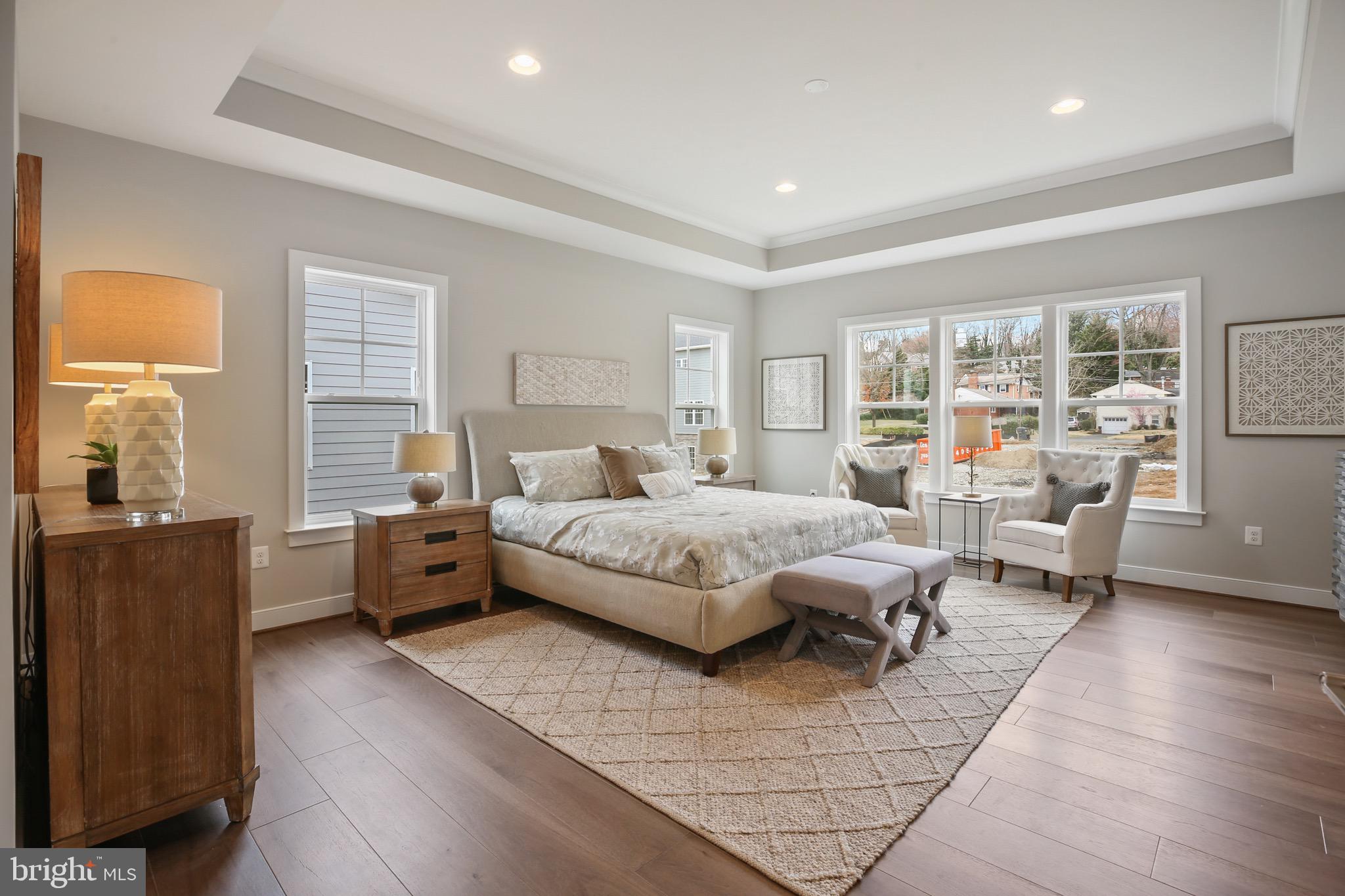 STONEWALL MANOR - Residential