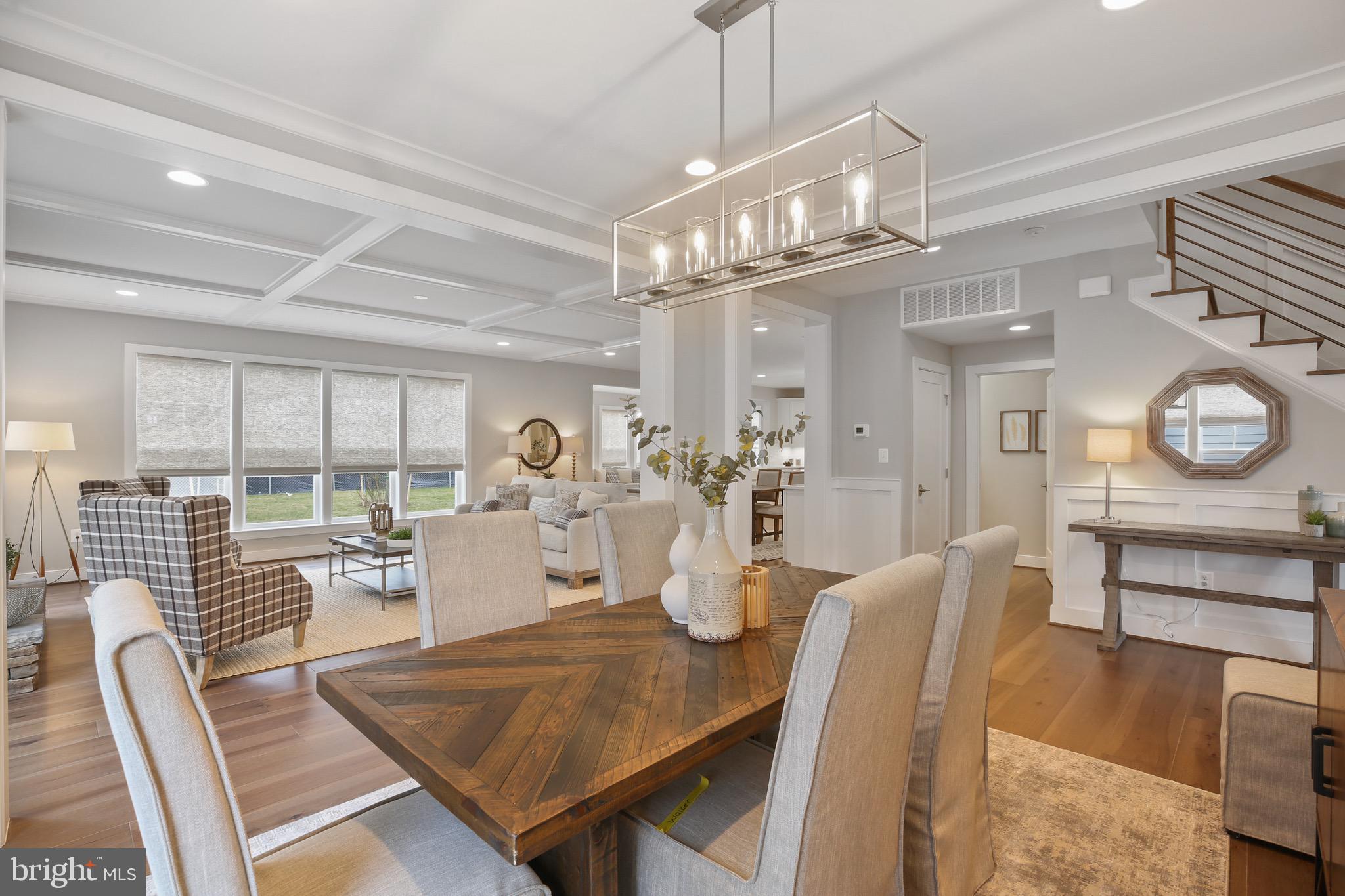 STONEWALL MANOR - Residential