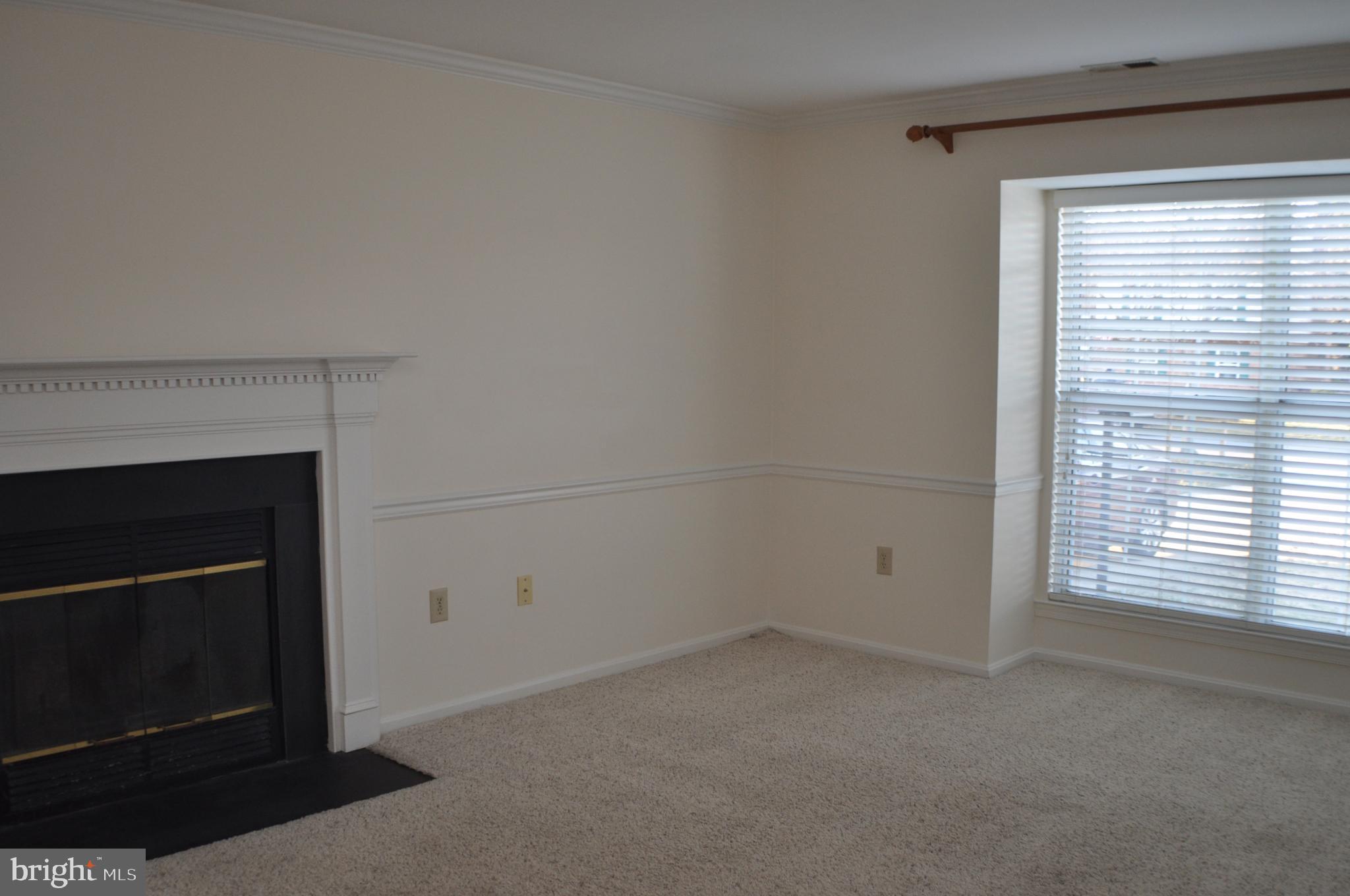 HAMPSHIRE - Residential Lease