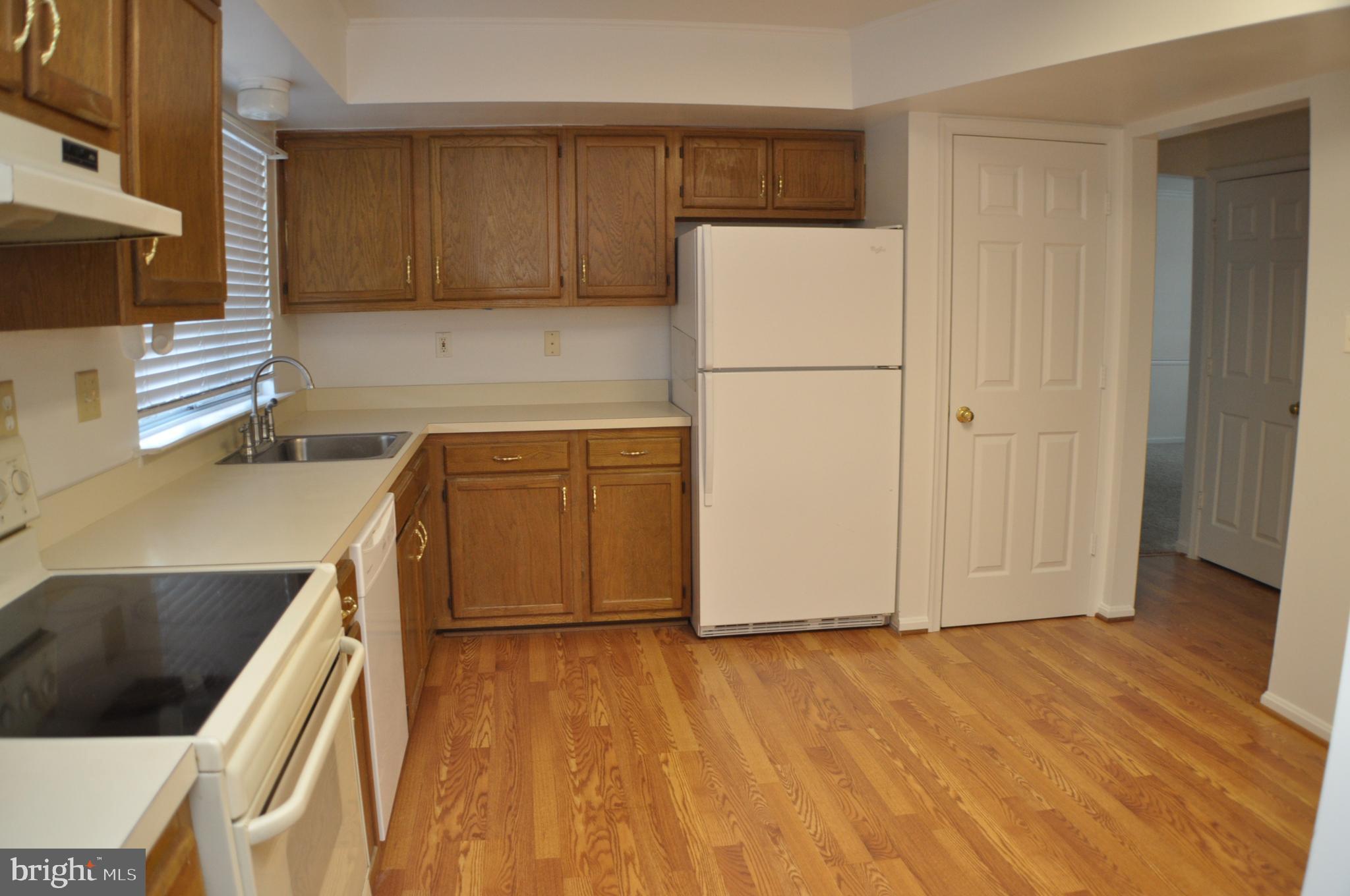 HAMPSHIRE - Residential Lease