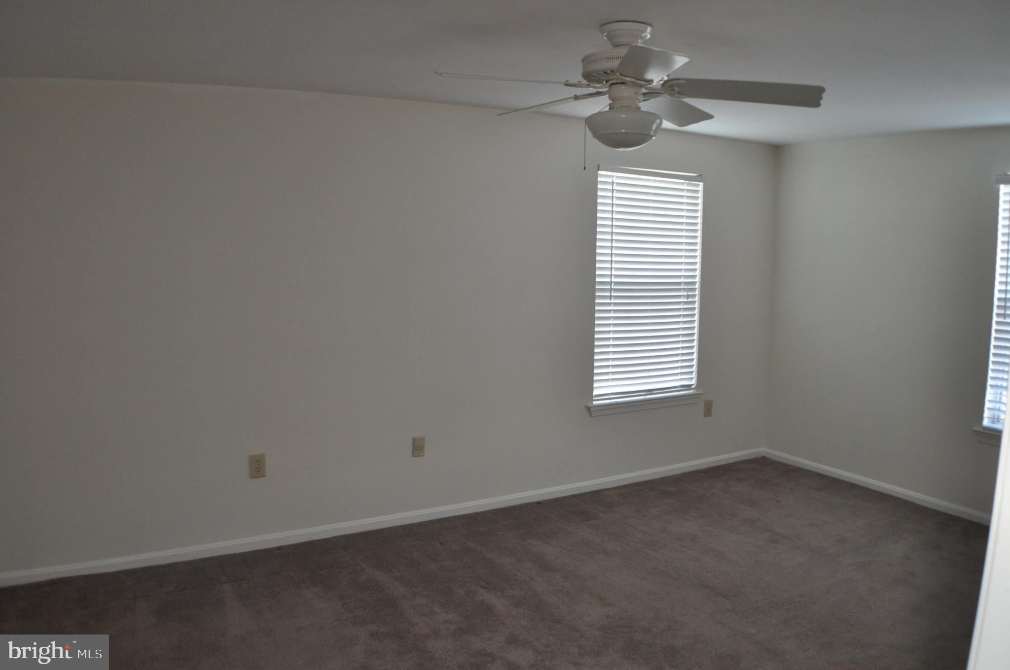 HAMPSHIRE - Residential Lease