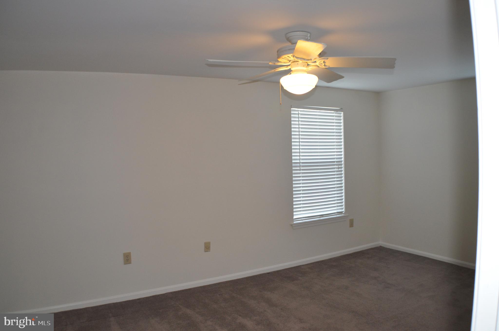 HAMPSHIRE - Residential Lease