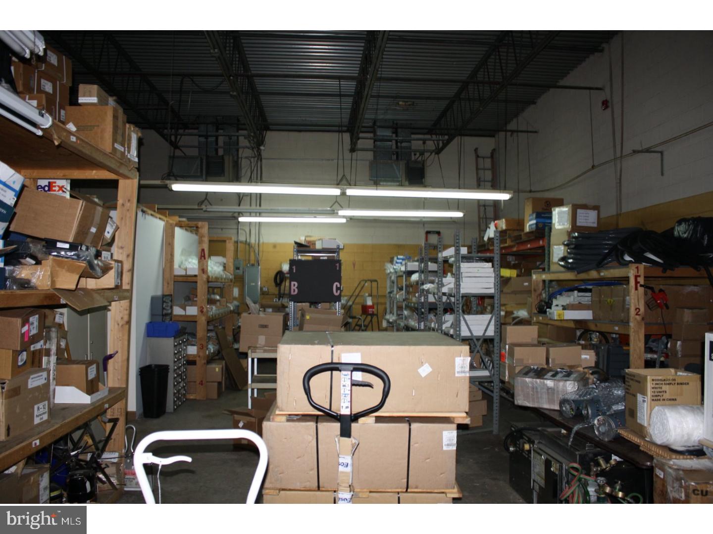 FEASTERVILLE - Commercial Lease