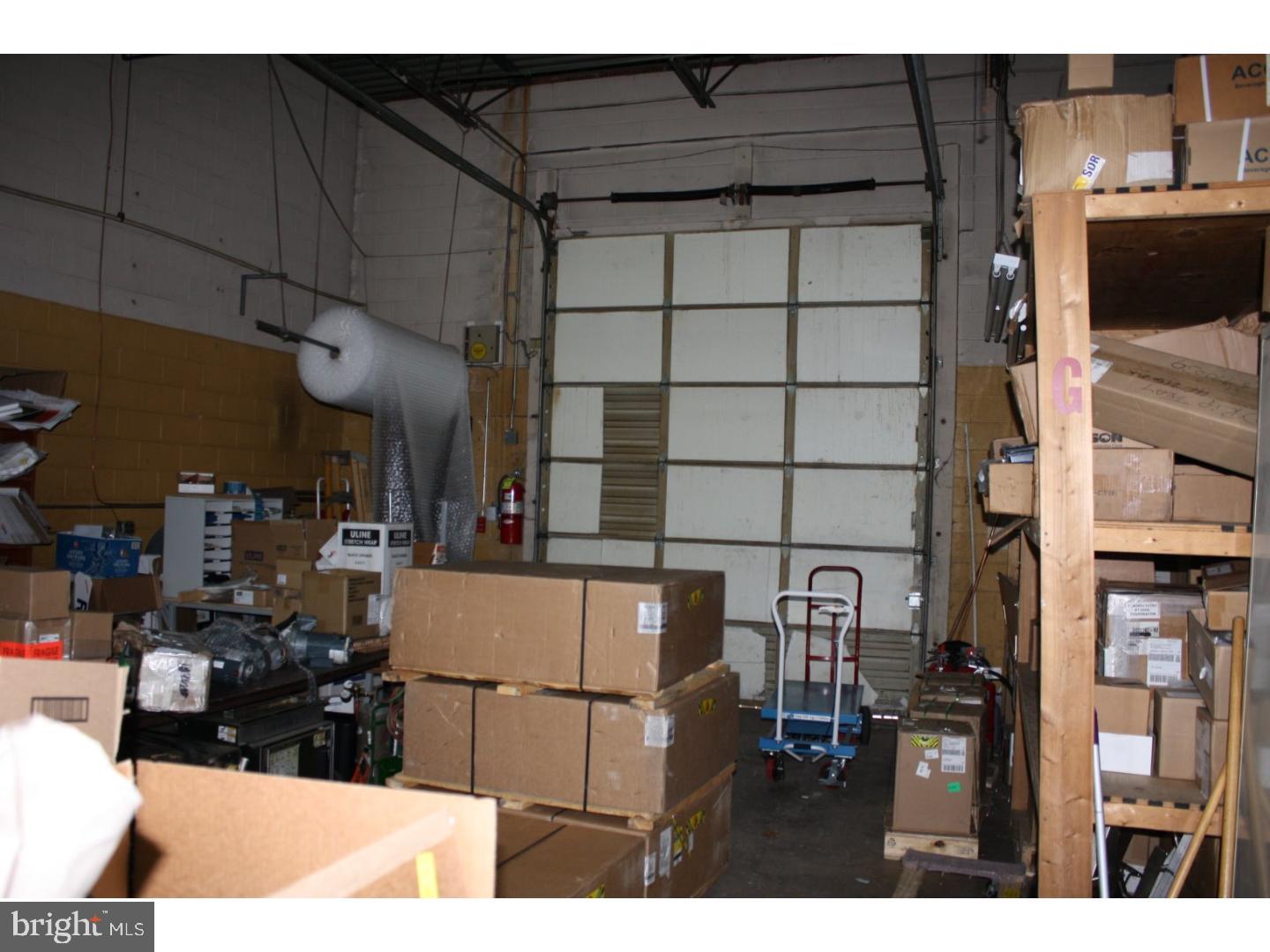 FEASTERVILLE - Commercial Lease