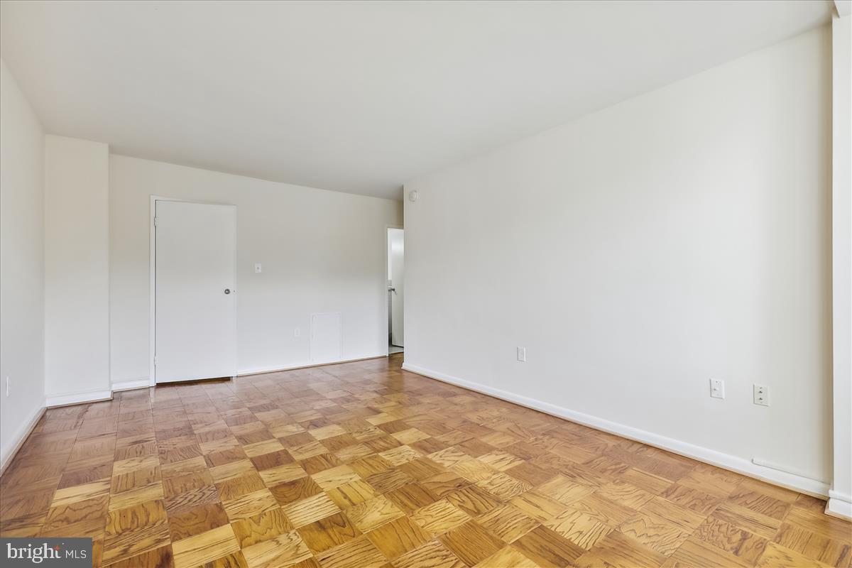 GROSVENOR PARK - Residential Lease