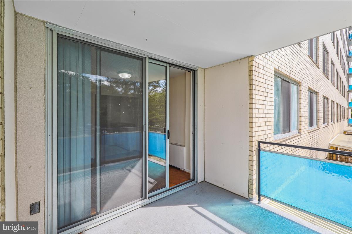 GROSVENOR PARK - Residential Lease