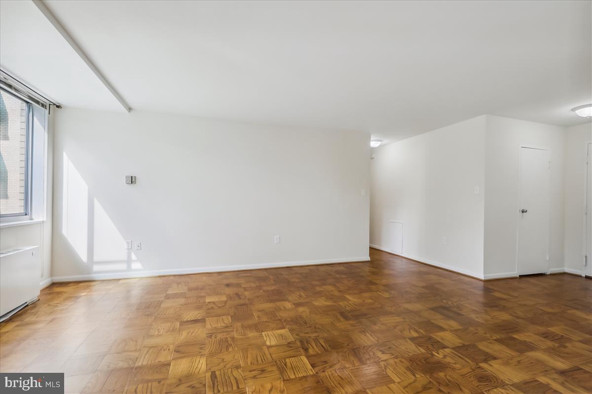 GROSVENOR PARK - Residential Lease