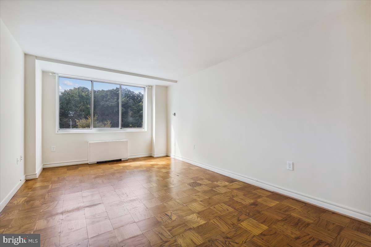 GROSVENOR PARK - Residential Lease