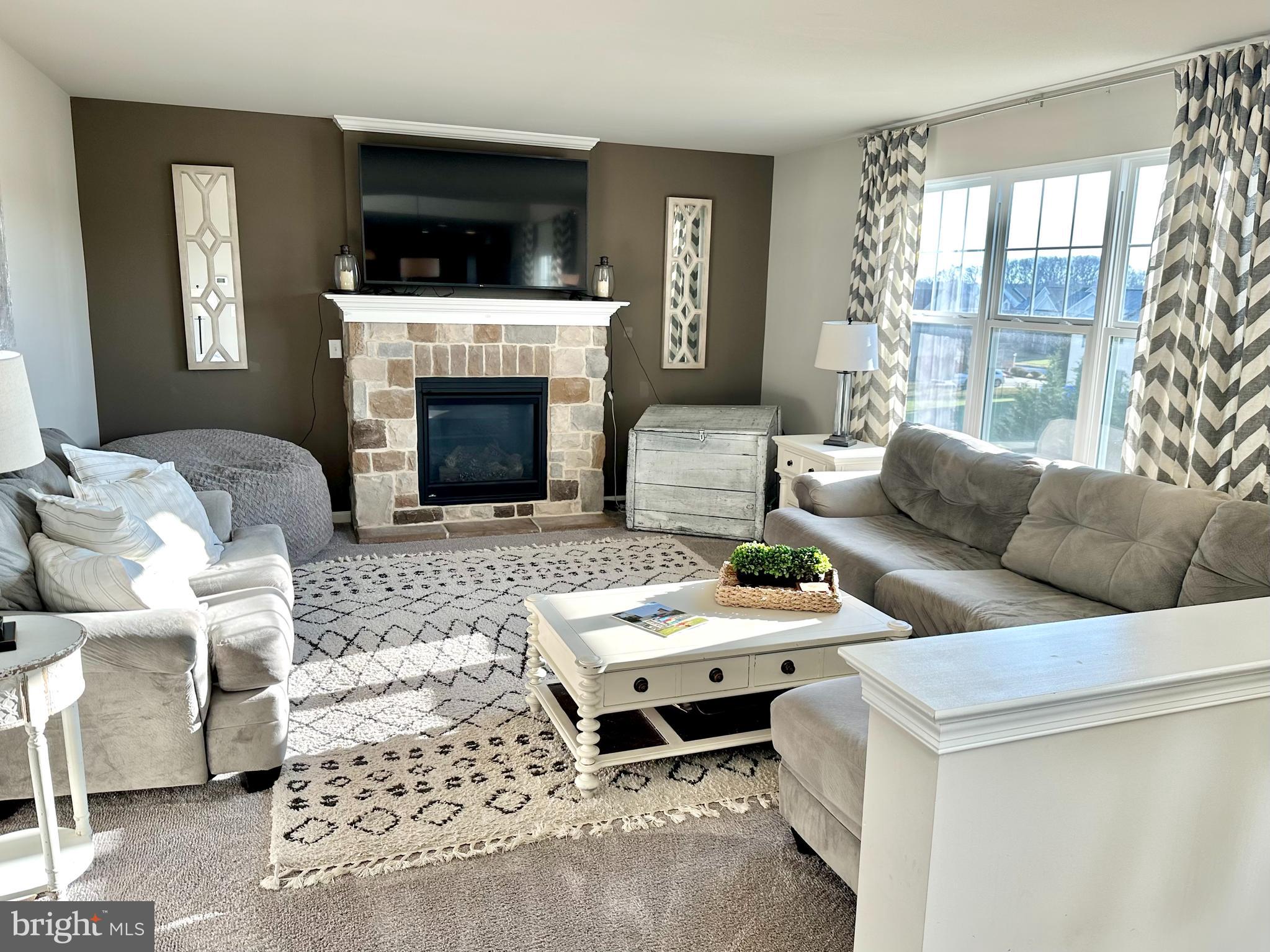 AMBER FIELDS - Residential