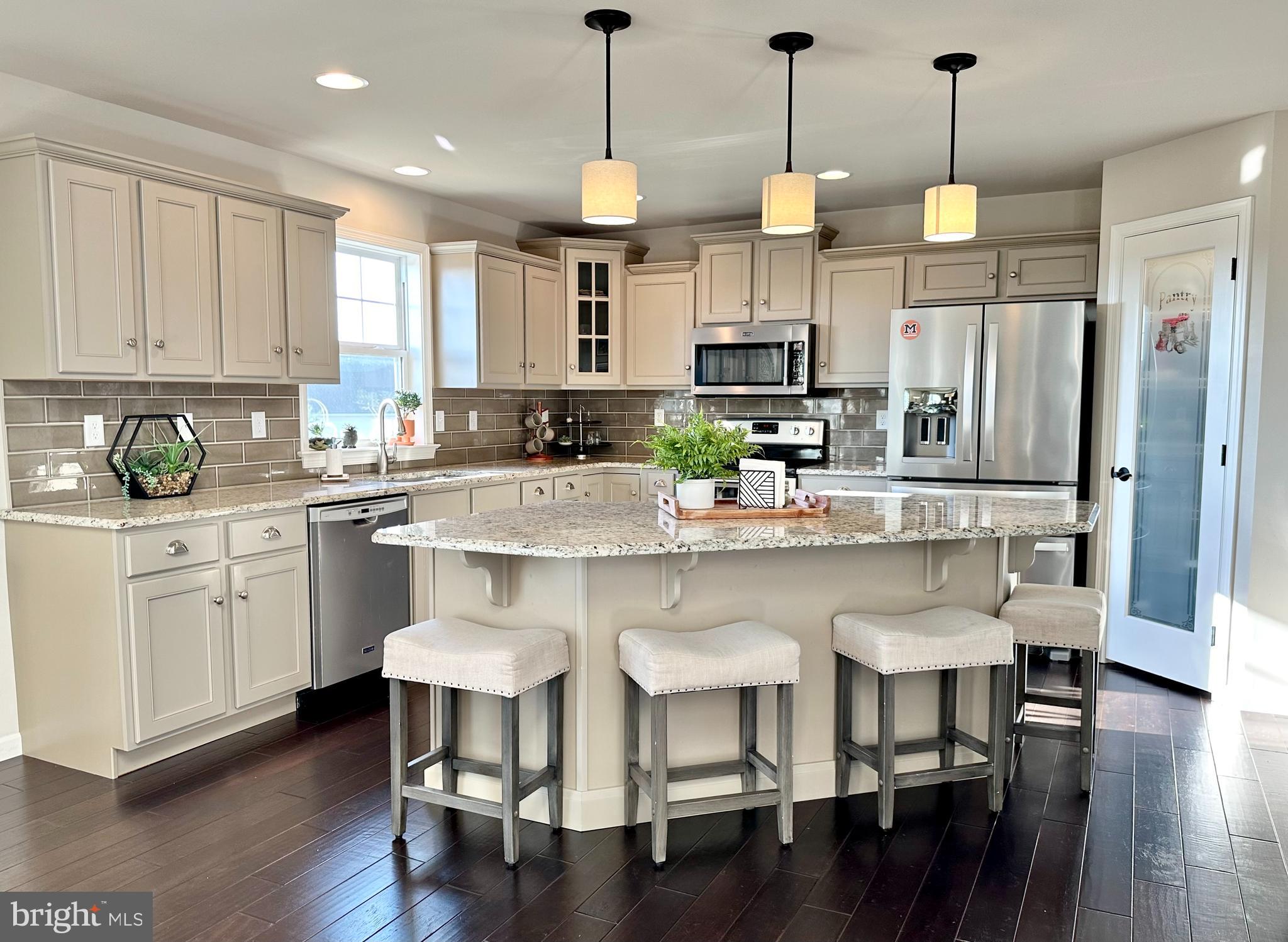 AMBER FIELDS - Residential