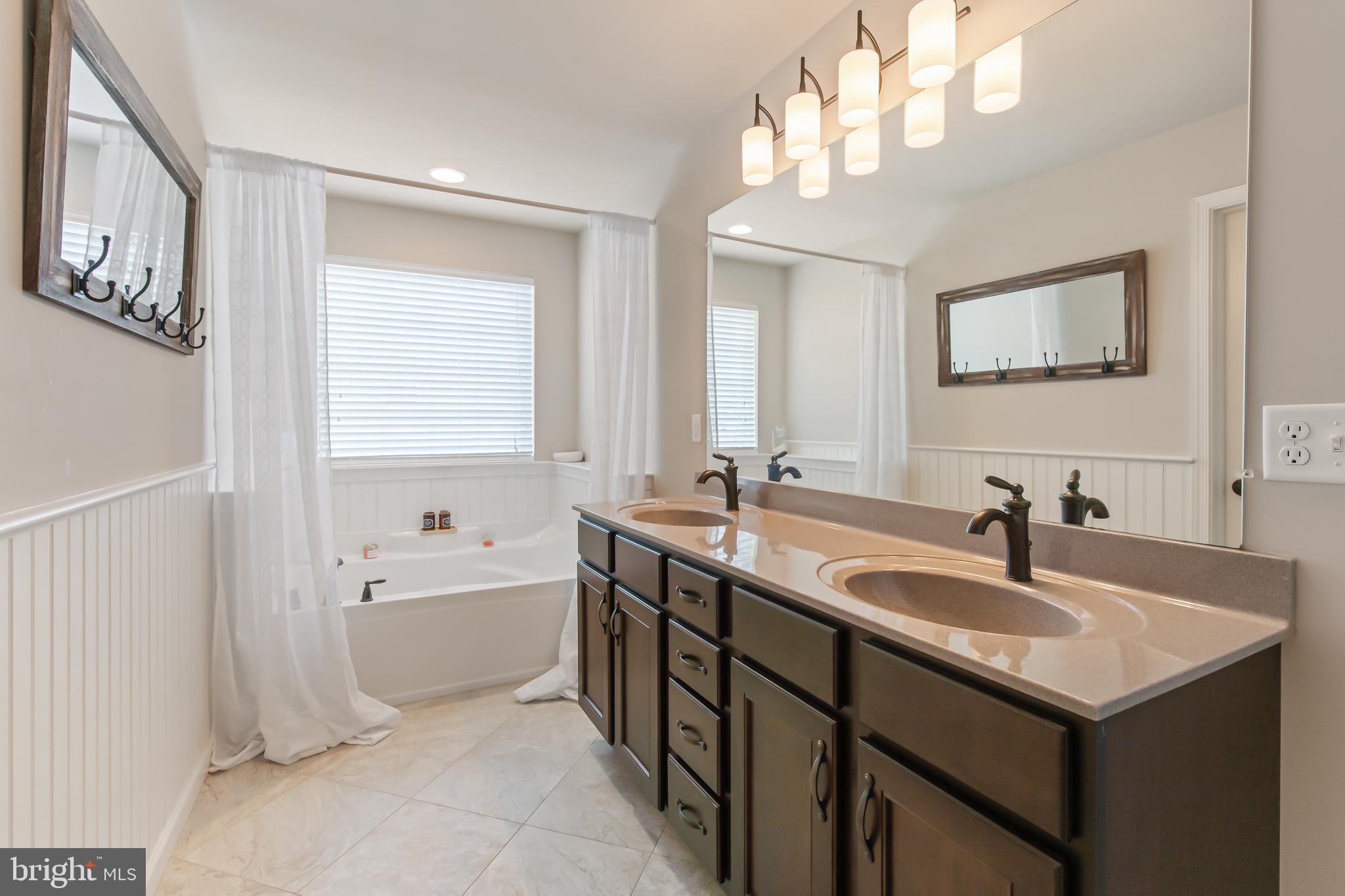 AMBER FIELDS - Residential