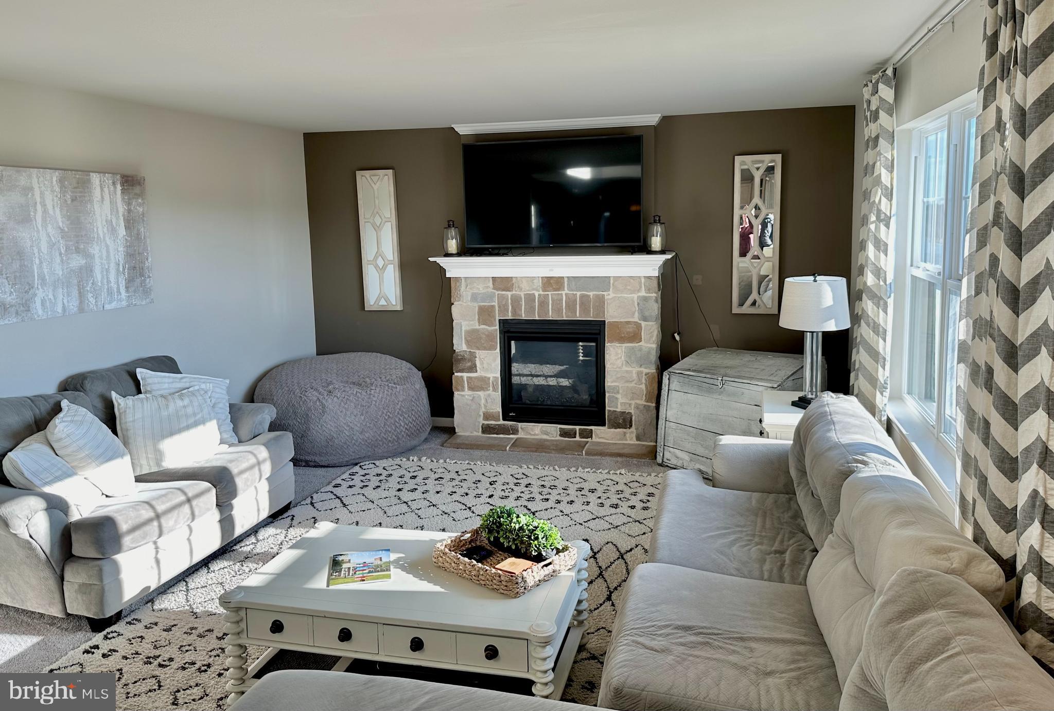 AMBER FIELDS - Residential