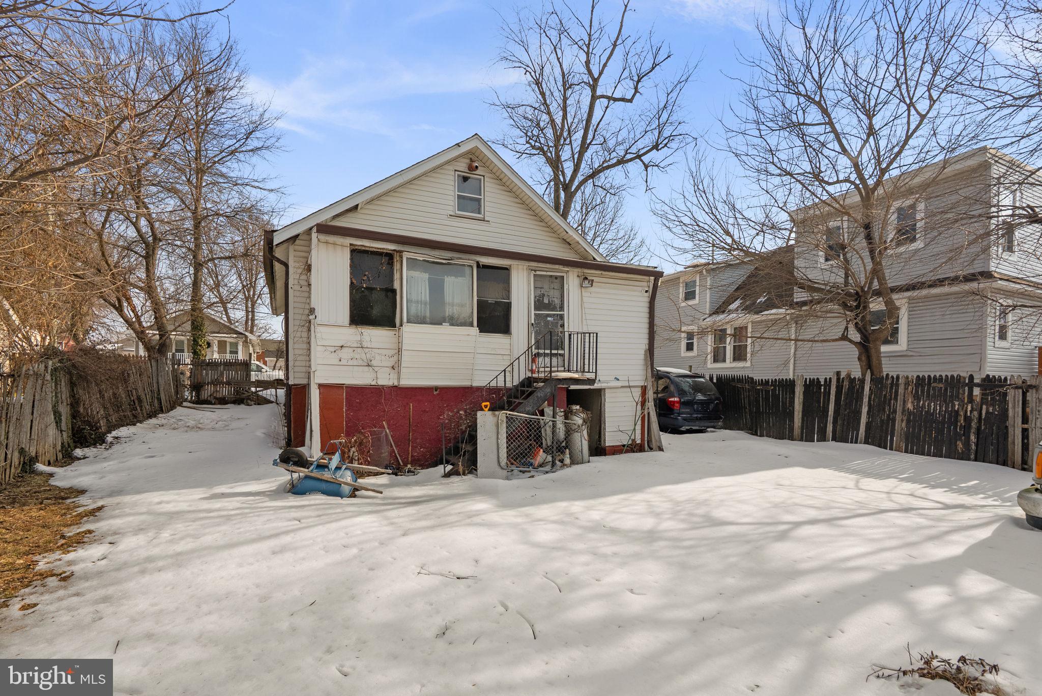 OAKMONT - Residential