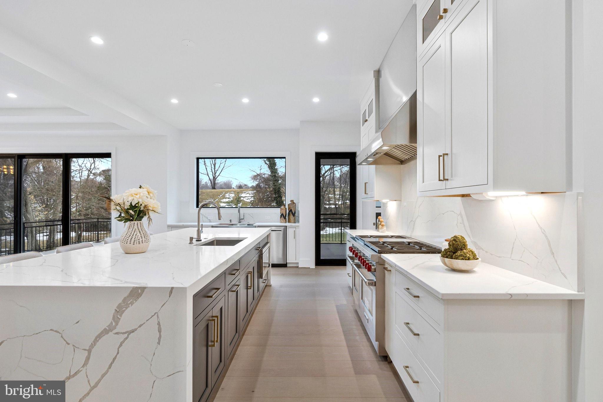 BROYHILL LANGLEY ESTATES - Residential