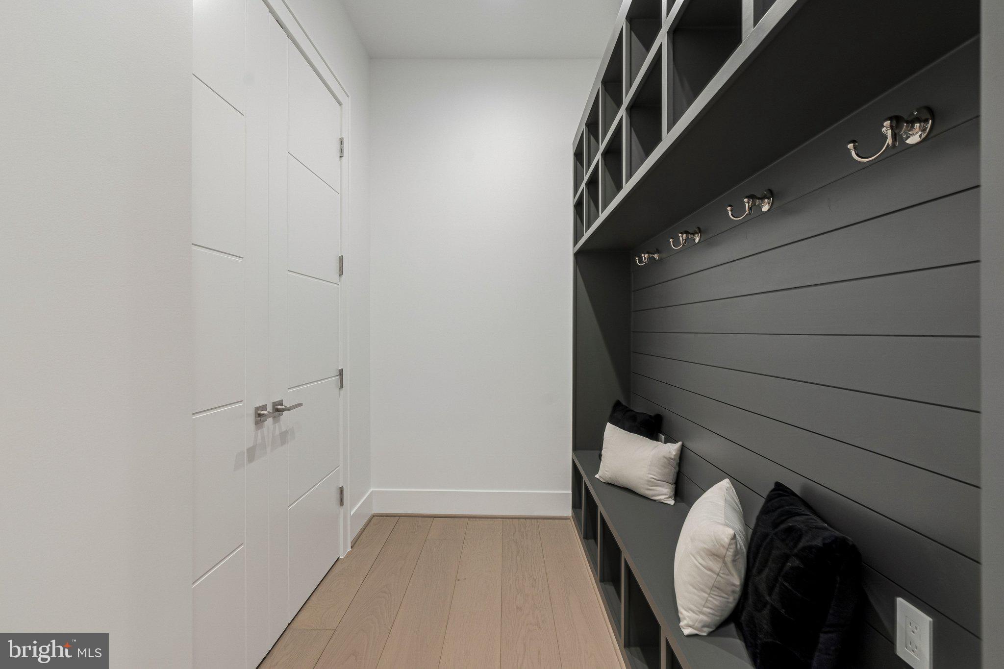 BROYHILL LANGLEY ESTATES - Residential