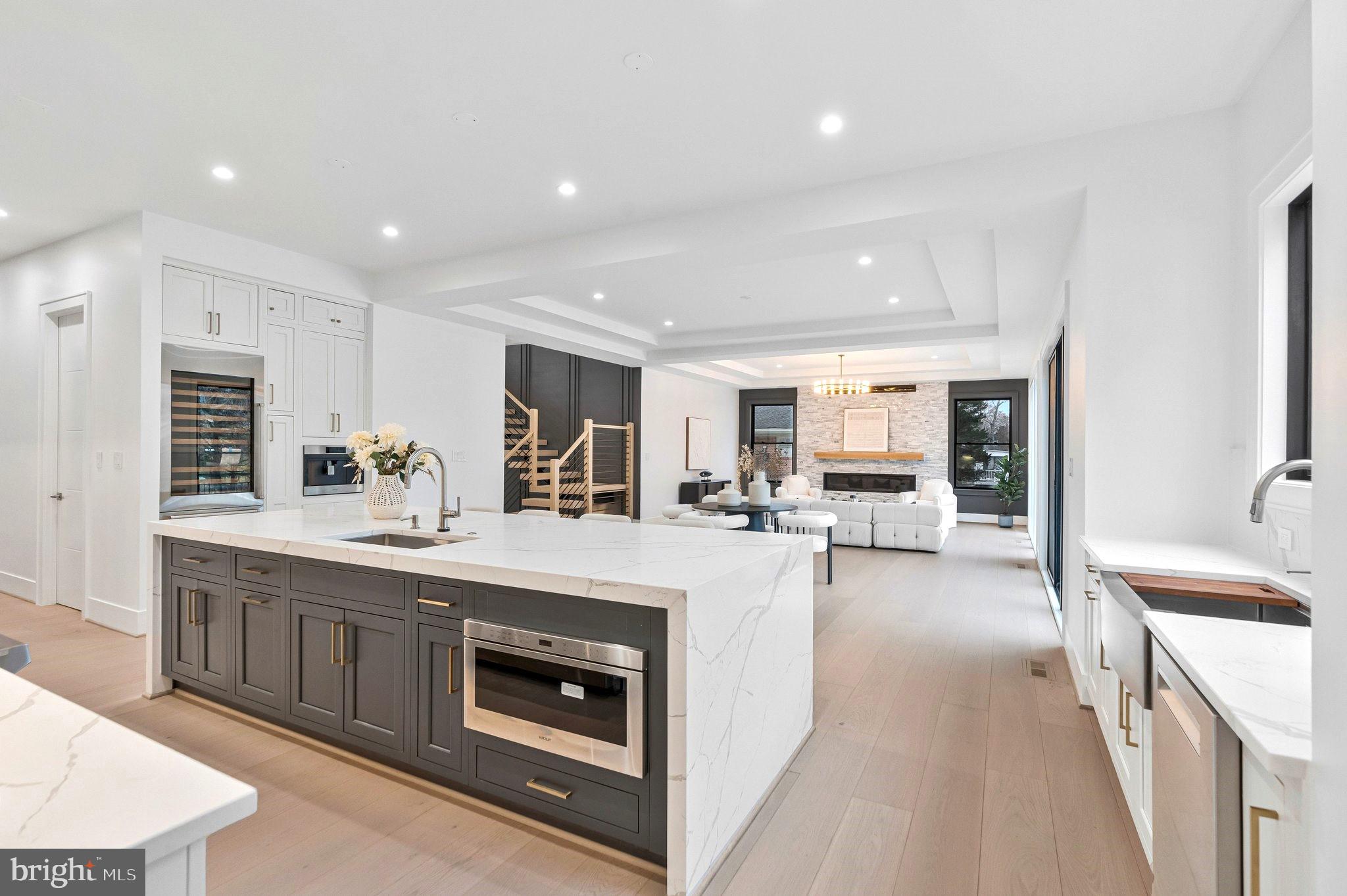 BROYHILL LANGLEY ESTATES - Residential