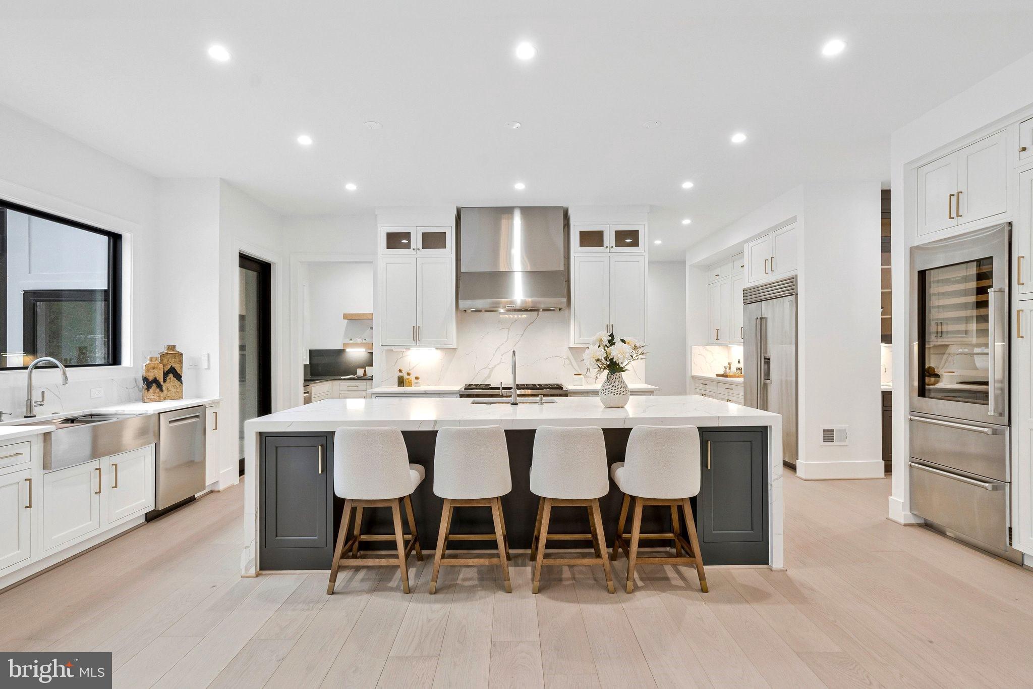 BROYHILL LANGLEY ESTATES - Residential