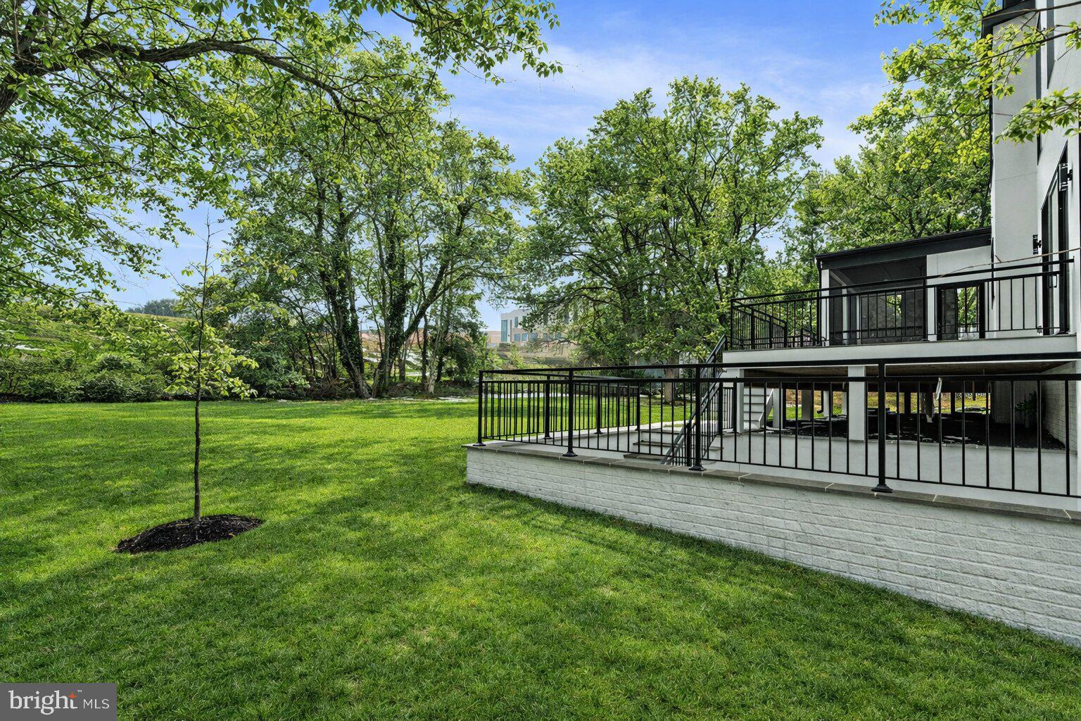 BROYHILL LANGLEY ESTATES - Residential